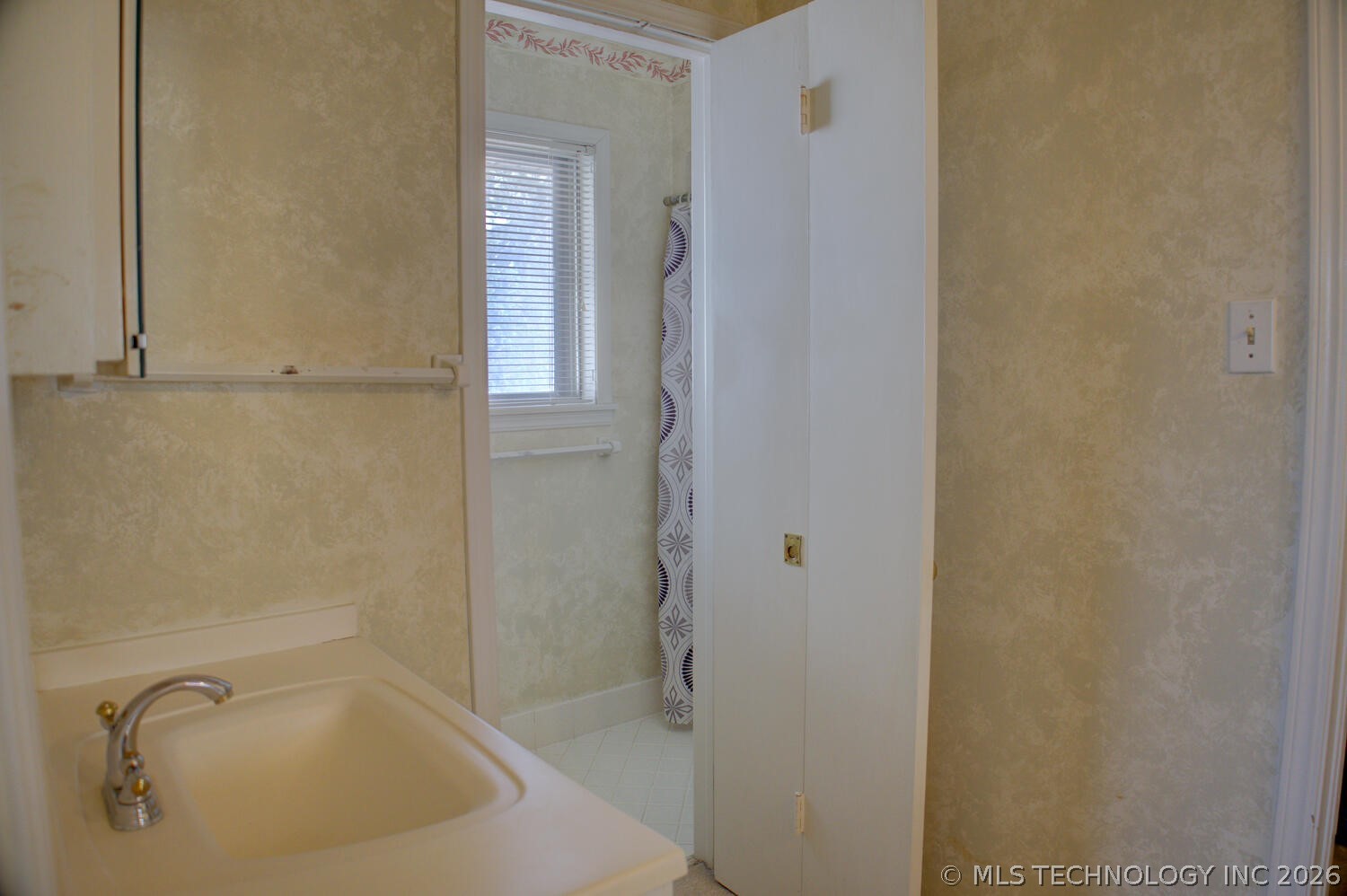 3805 S Canton Avenue Tulsa OK 74135