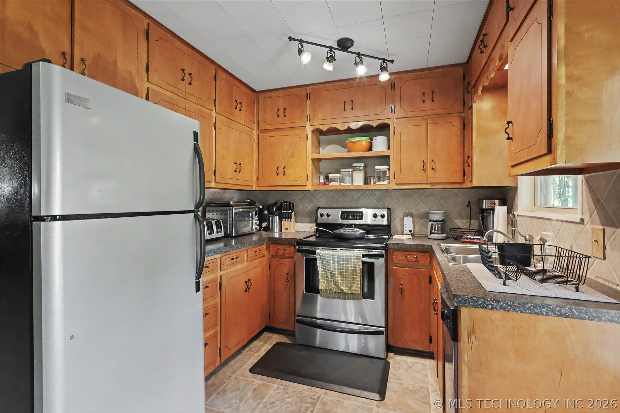 19116 W Beechwood Cookson OK 74427