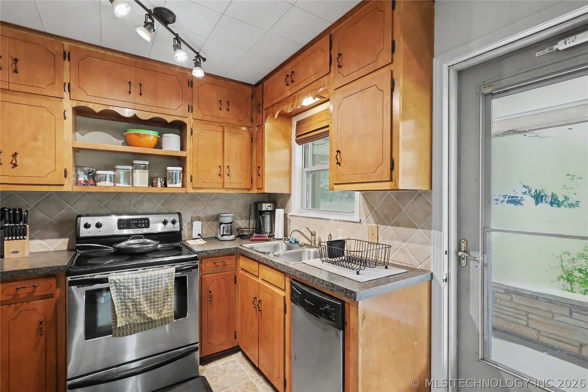 19116 W Beechwood Cookson OK 74427