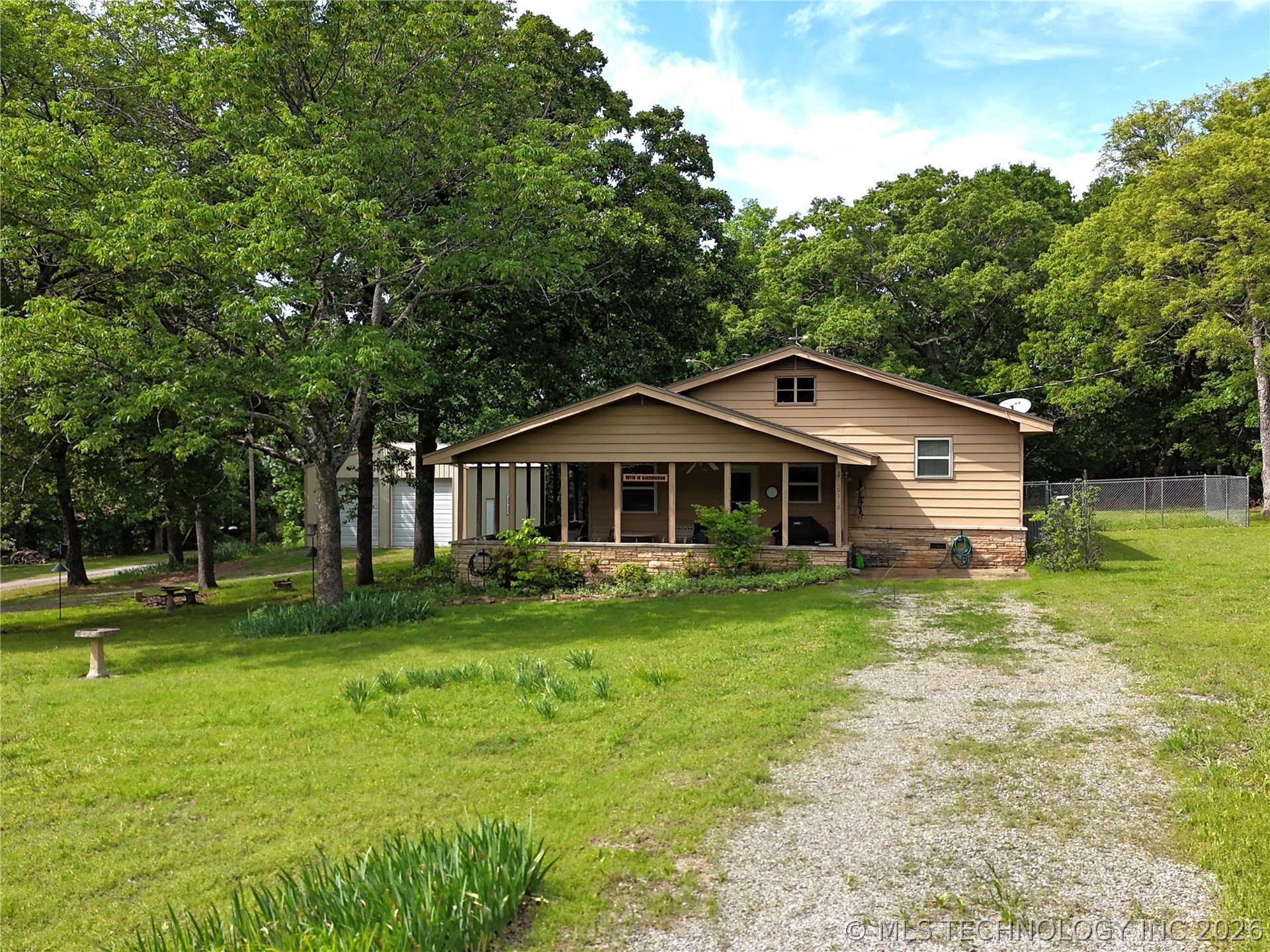 19116 W Beechwood Cookson OK 74427