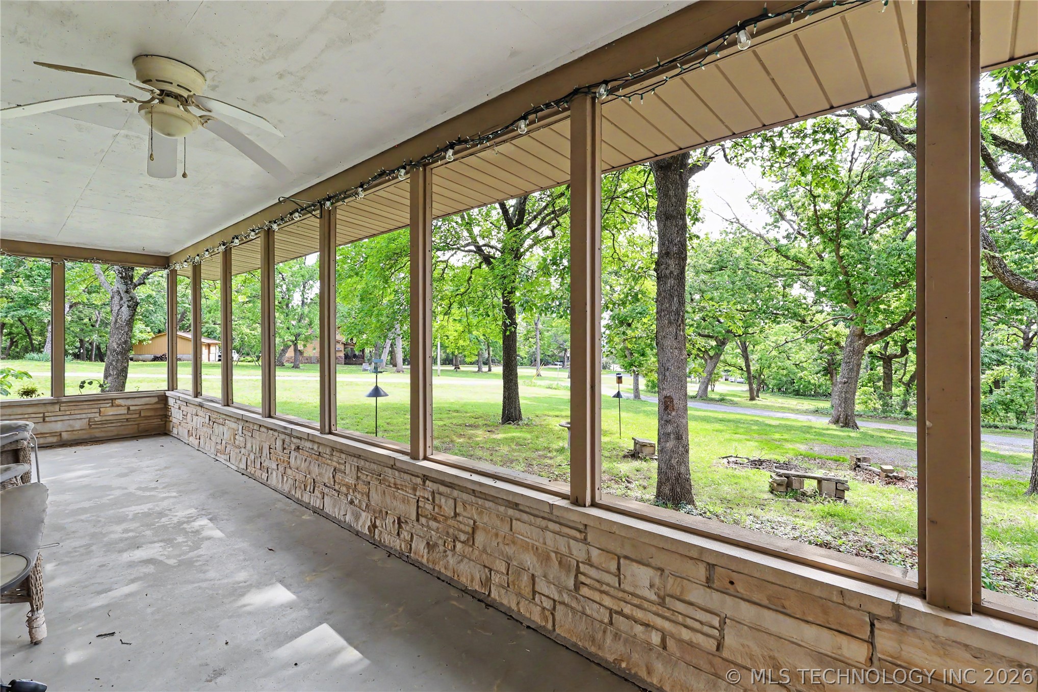 19116 W Beechwood Cookson OK 74427