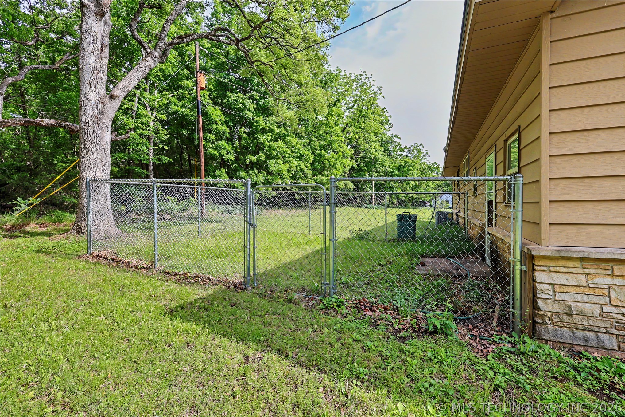 19116 W Beechwood Cookson OK 74427
