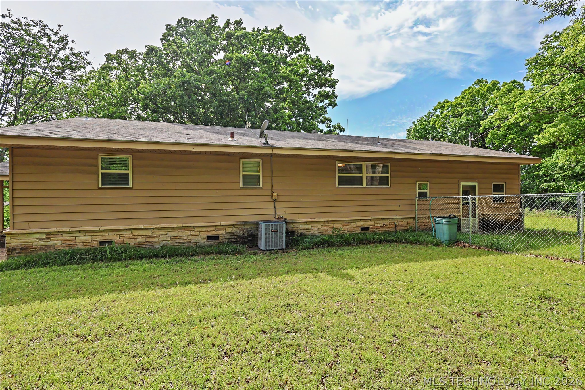 19116 W Beechwood Cookson OK 74427