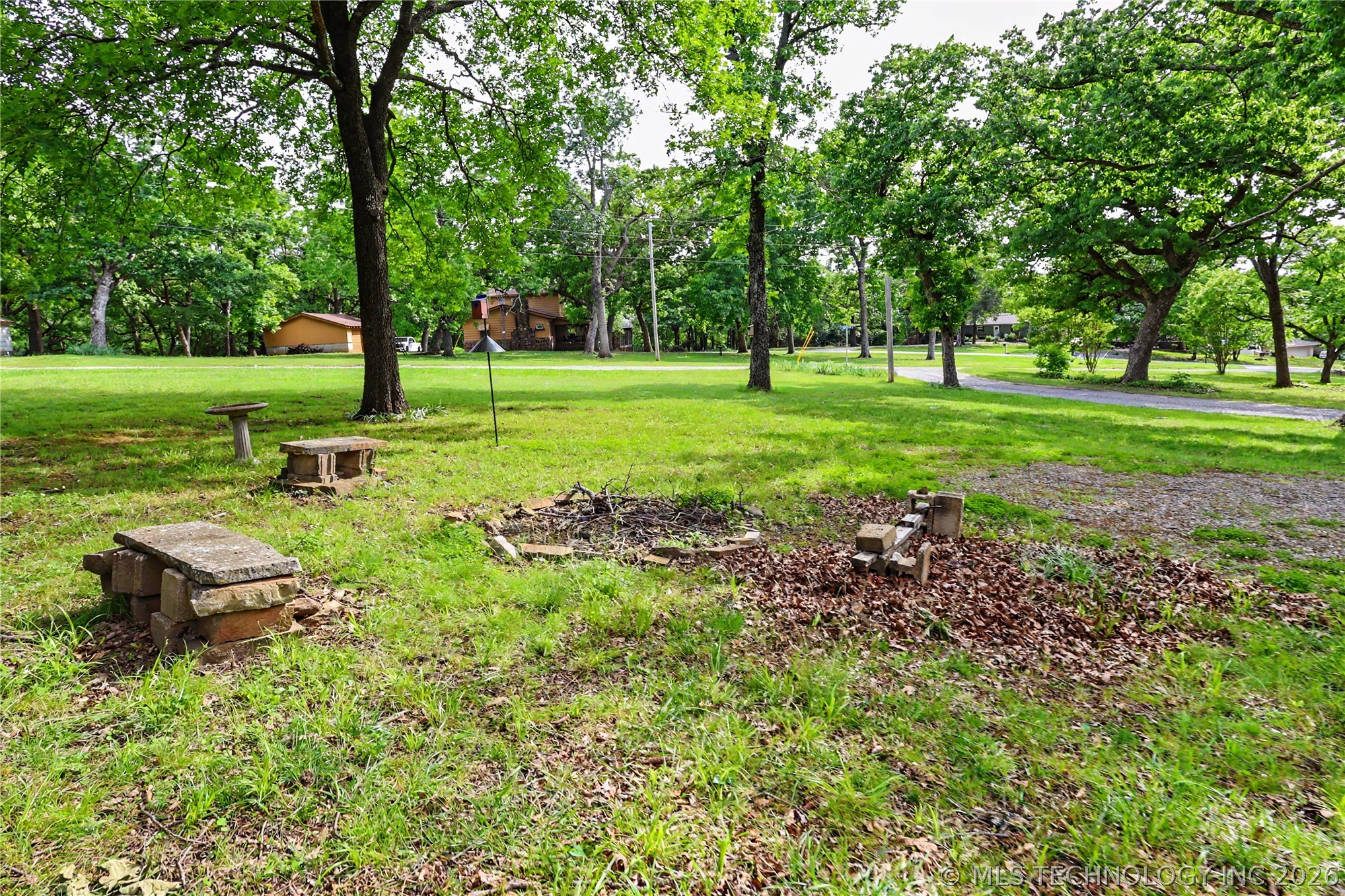 19116 W Beechwood Cookson OK 74427