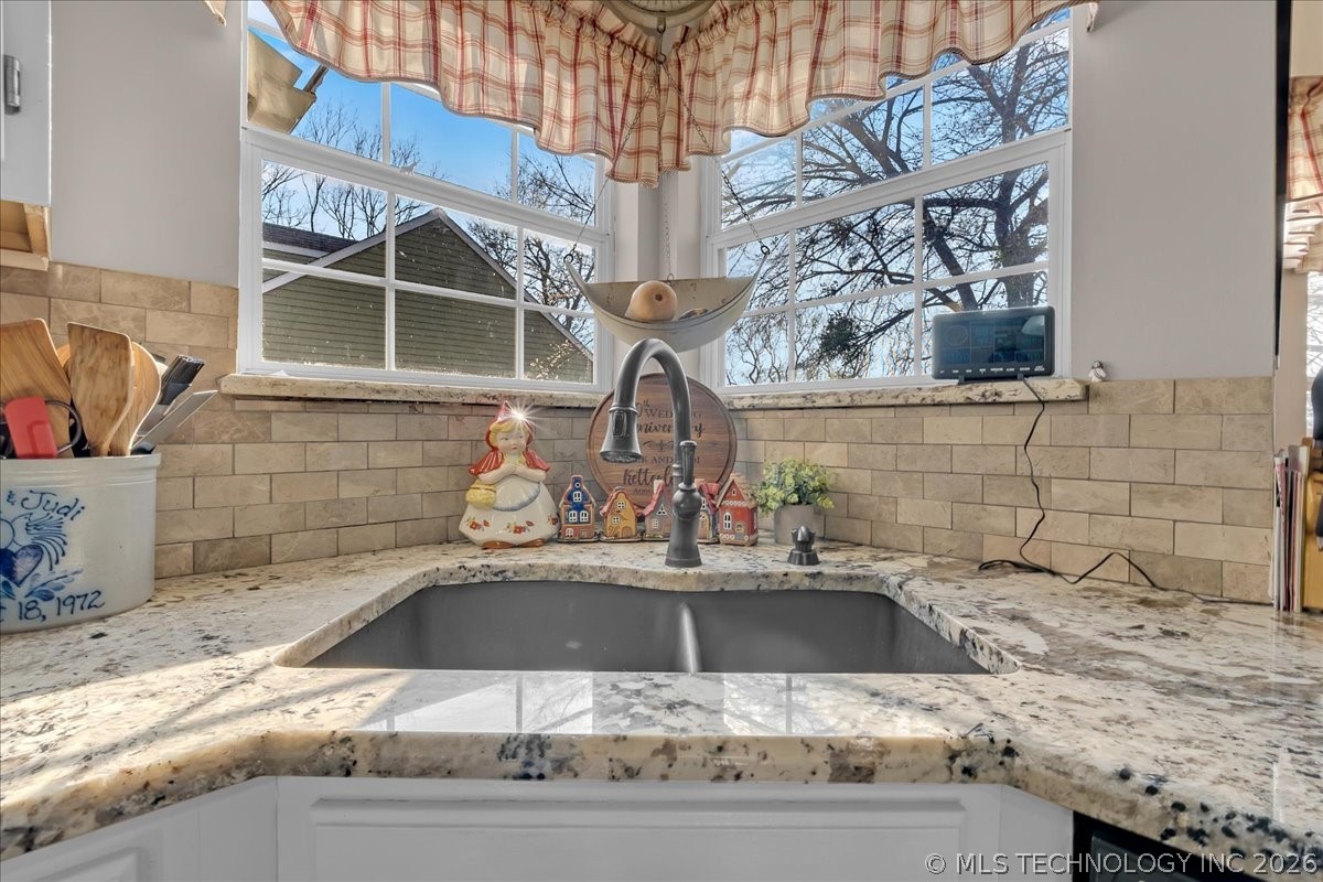 22972 Woodridge Drive Claremore OK 74019