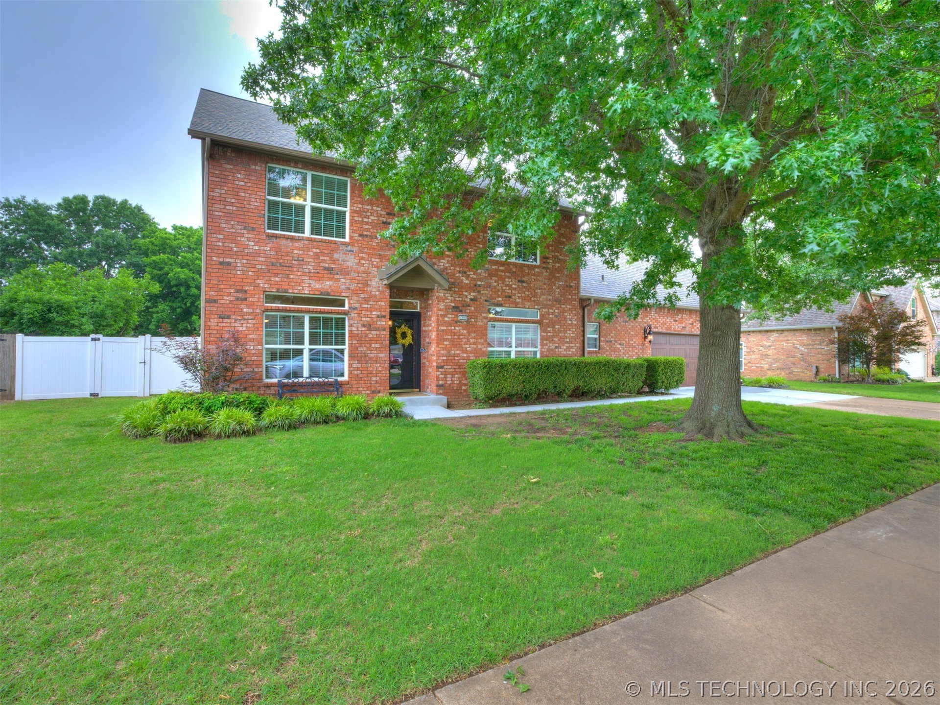 1305 E Dover Street Broken Arrow OK 74012