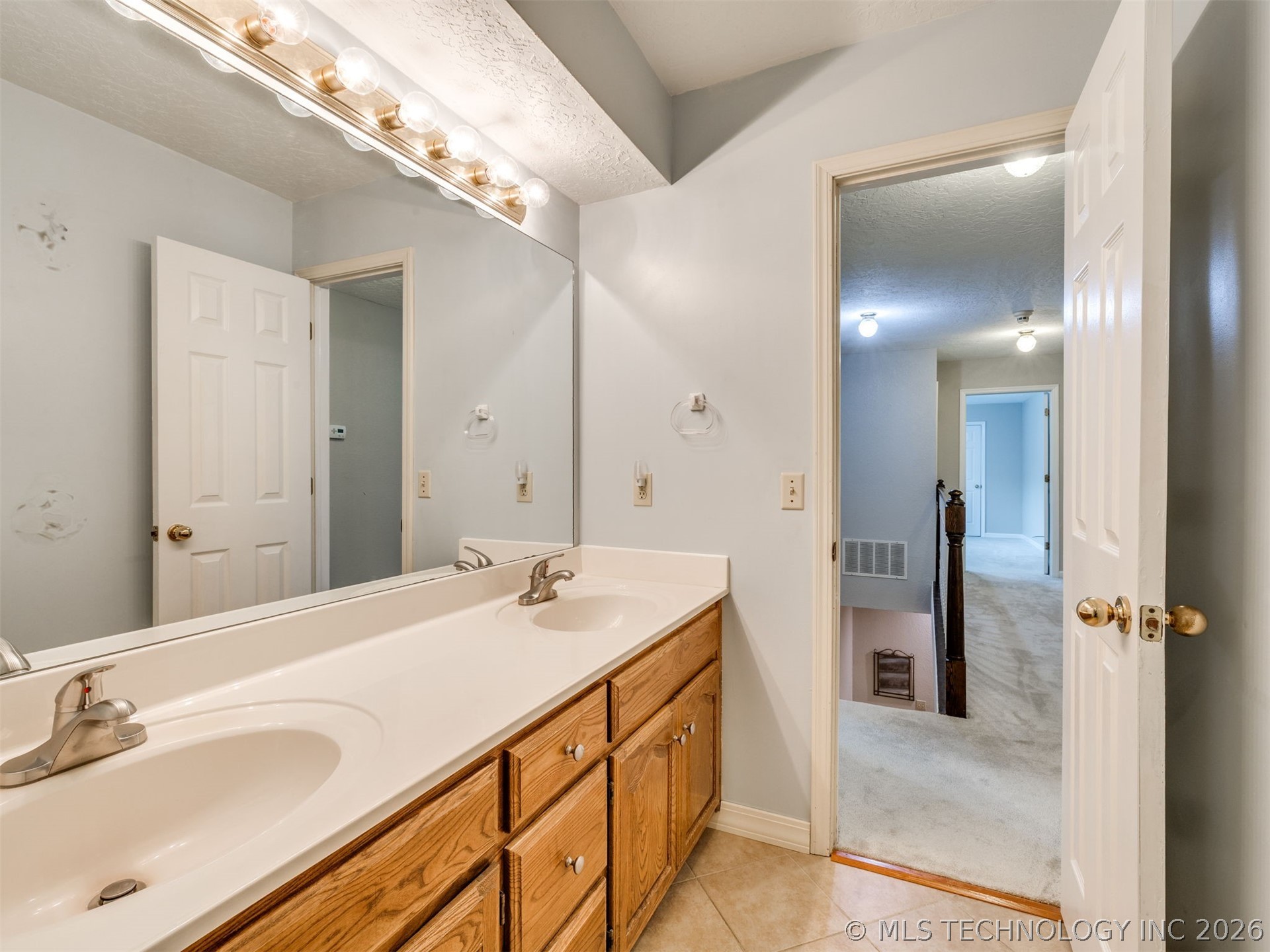1305 E Dover Street Broken Arrow OK 74012