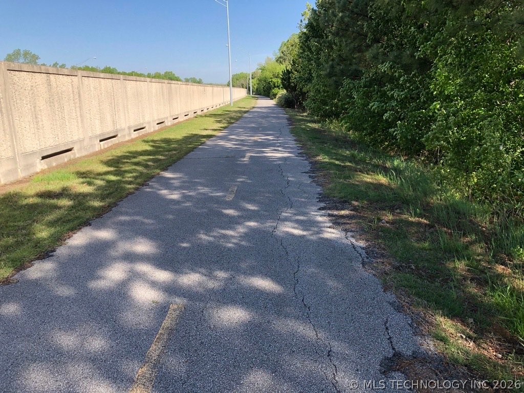 3900 W Vicksburg Street Broken Arrow OK 74011