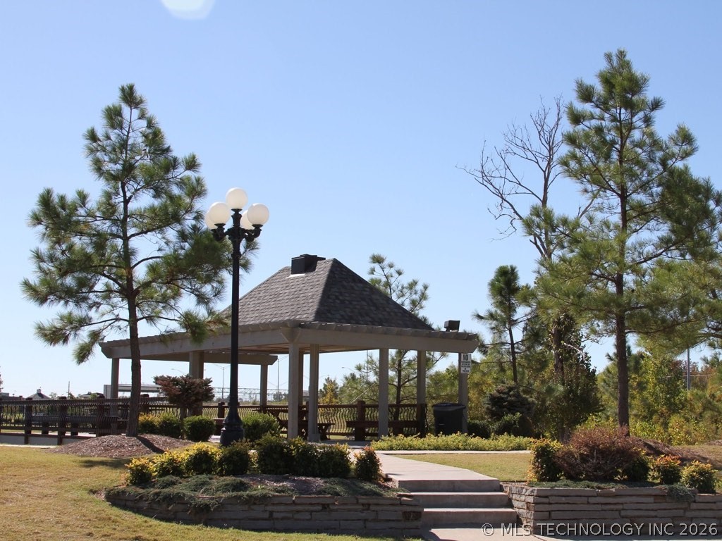 3900 W Vicksburg Street Broken Arrow OK 74011