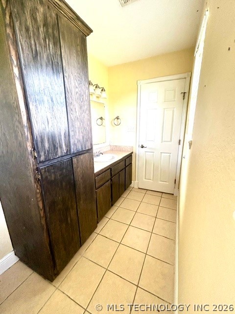 51 Oak Lone Grove OK 73401