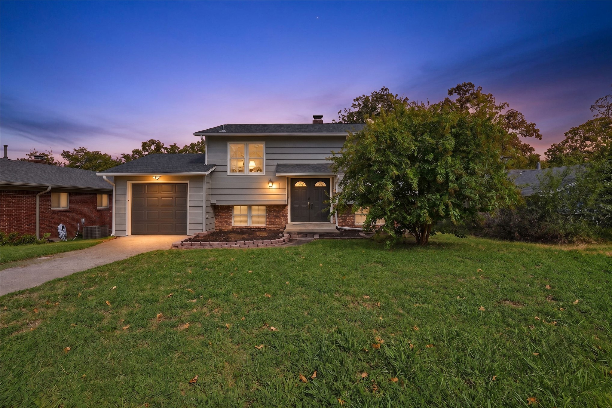 5523 S 30th Westavenue Tulsa OK 74107