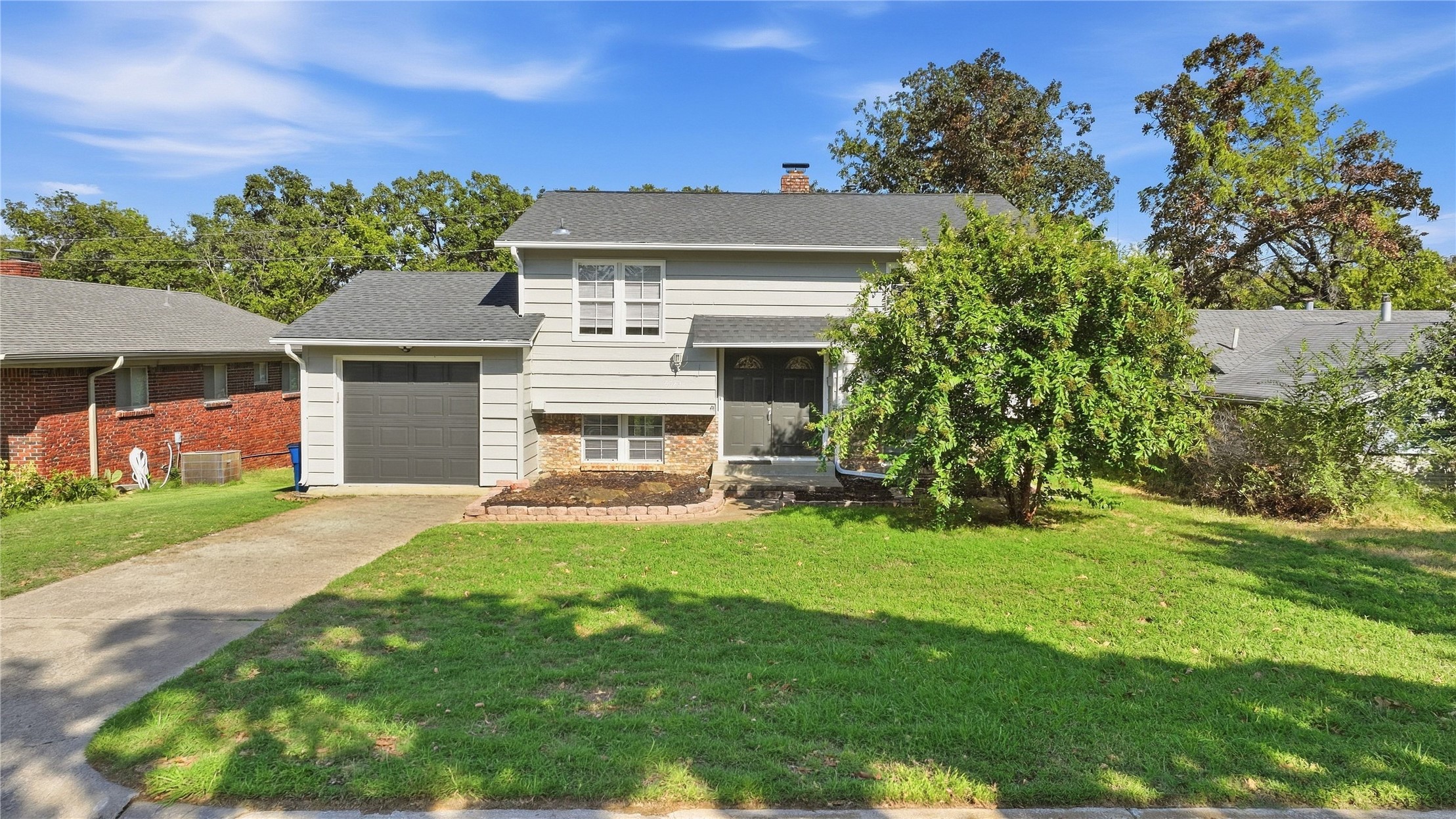 5523 S 30th Westavenue Tulsa OK 74107