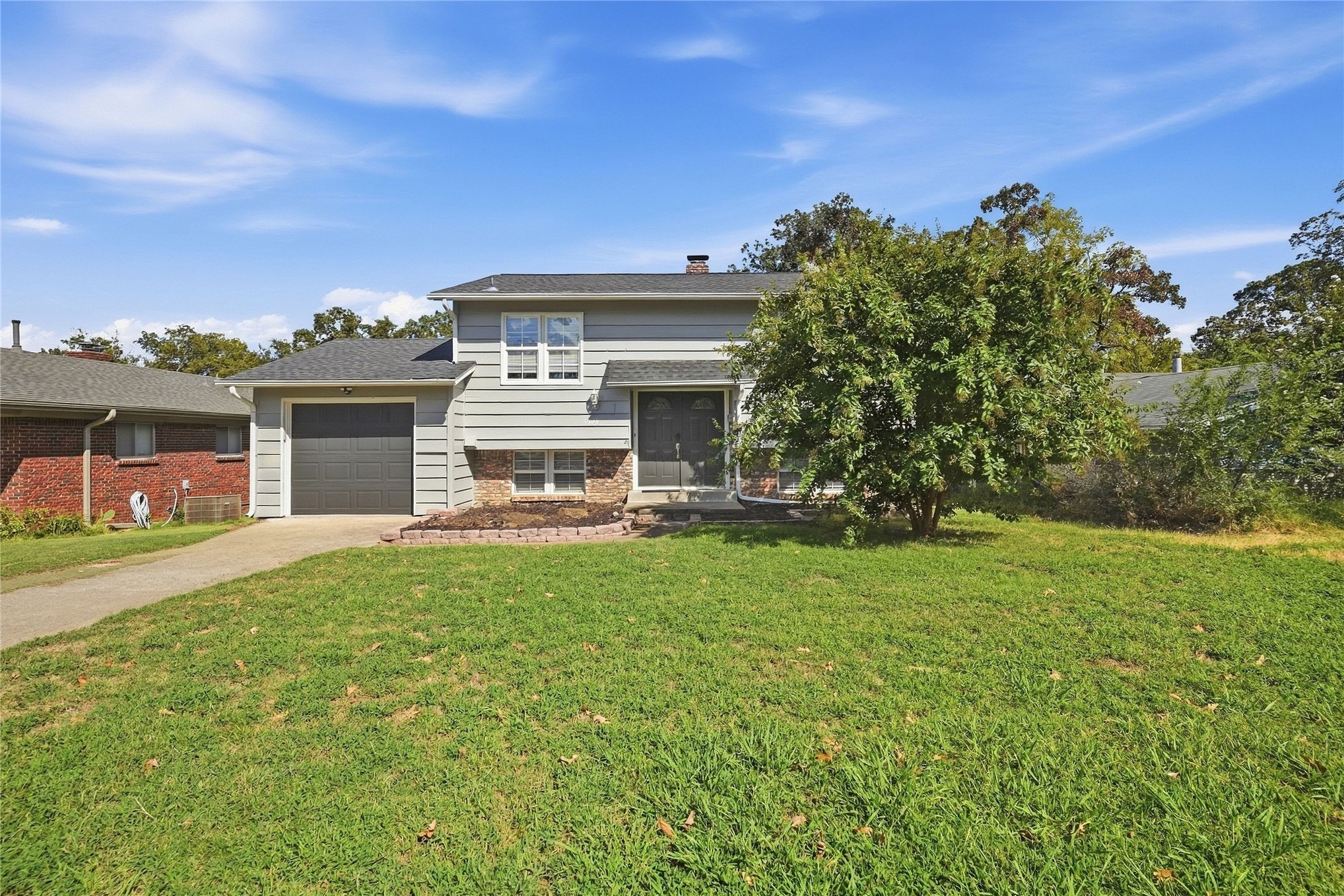 5523 S 30th Westavenue Tulsa OK 74107