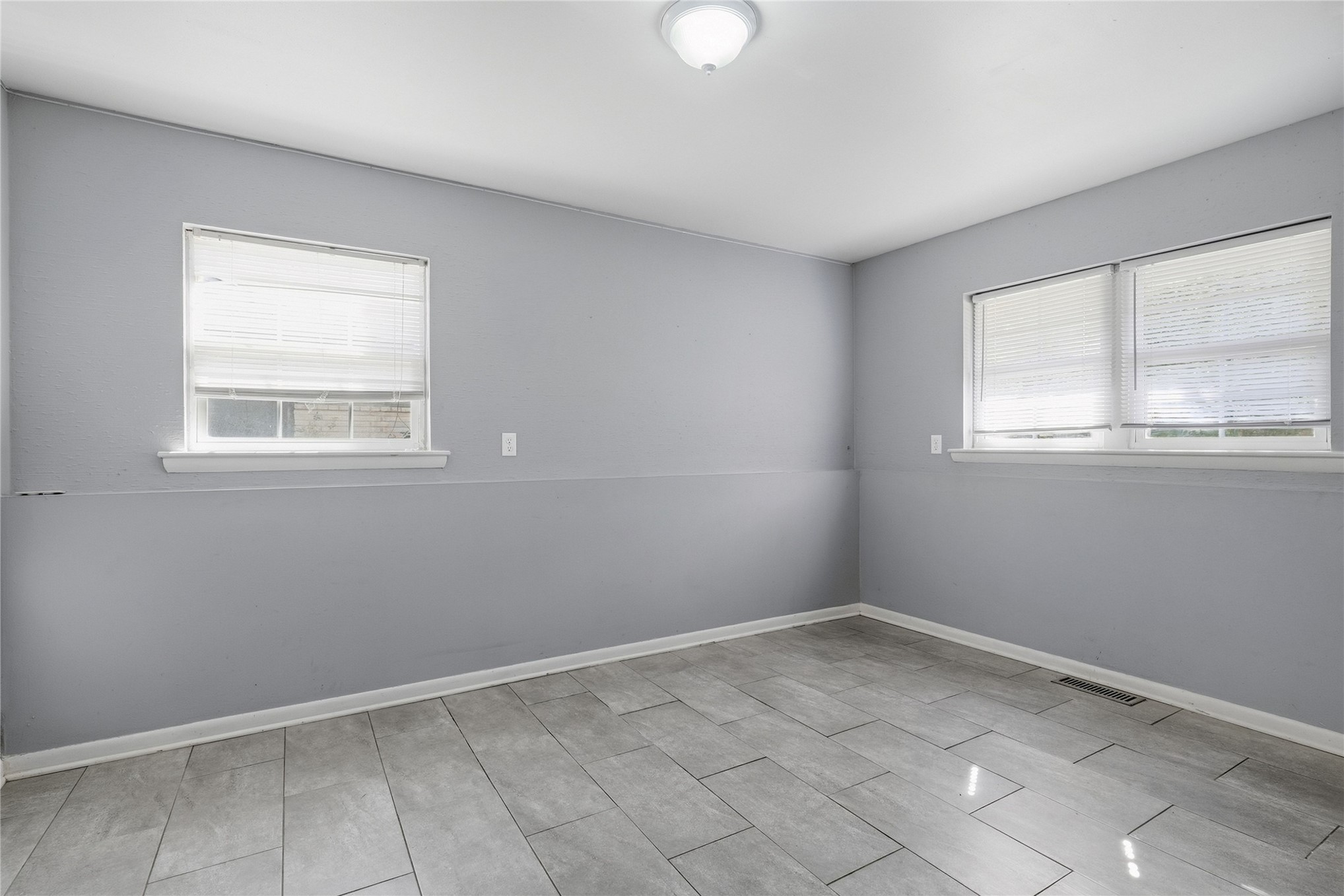 5523 S 30th Westavenue Tulsa OK 74107