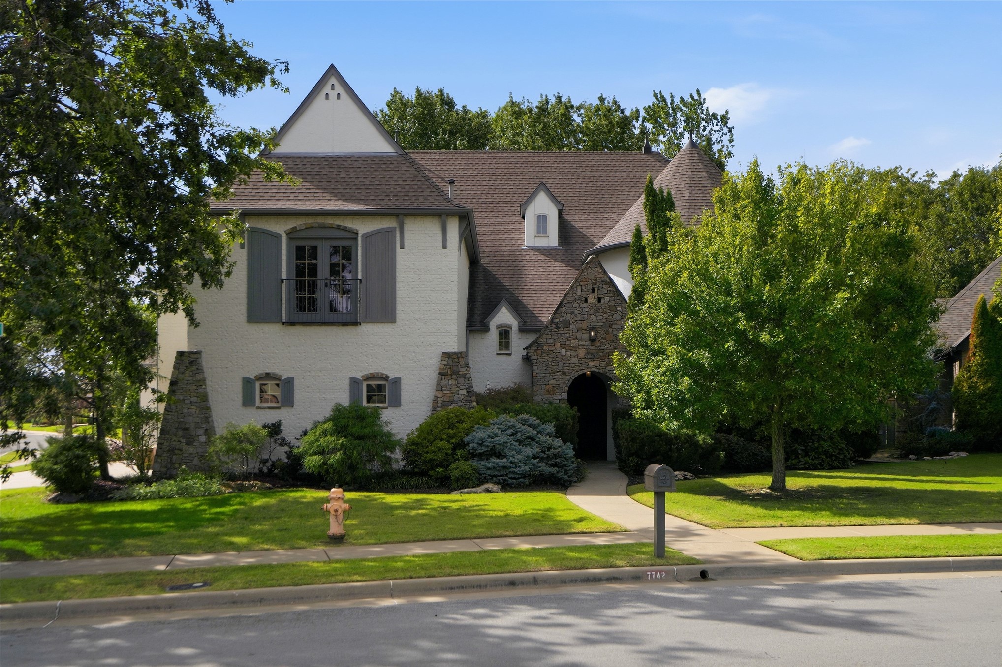7742 S Indian Avenue Tulsa OK 74132