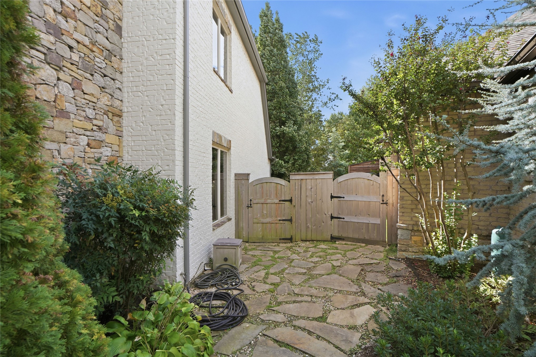 7742 S Indian Avenue Tulsa OK 74132