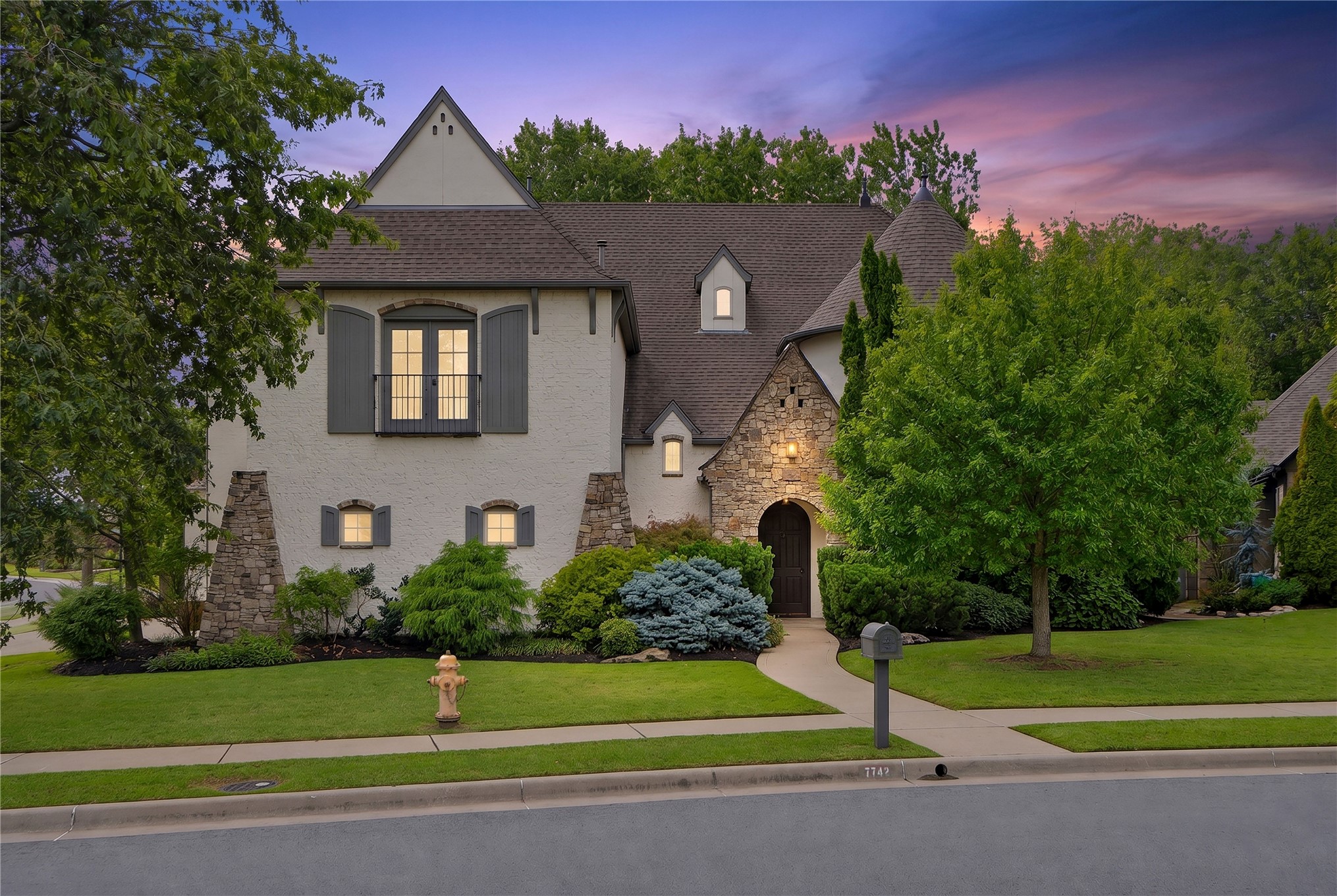 7742 S Indian Avenue Tulsa OK 74132