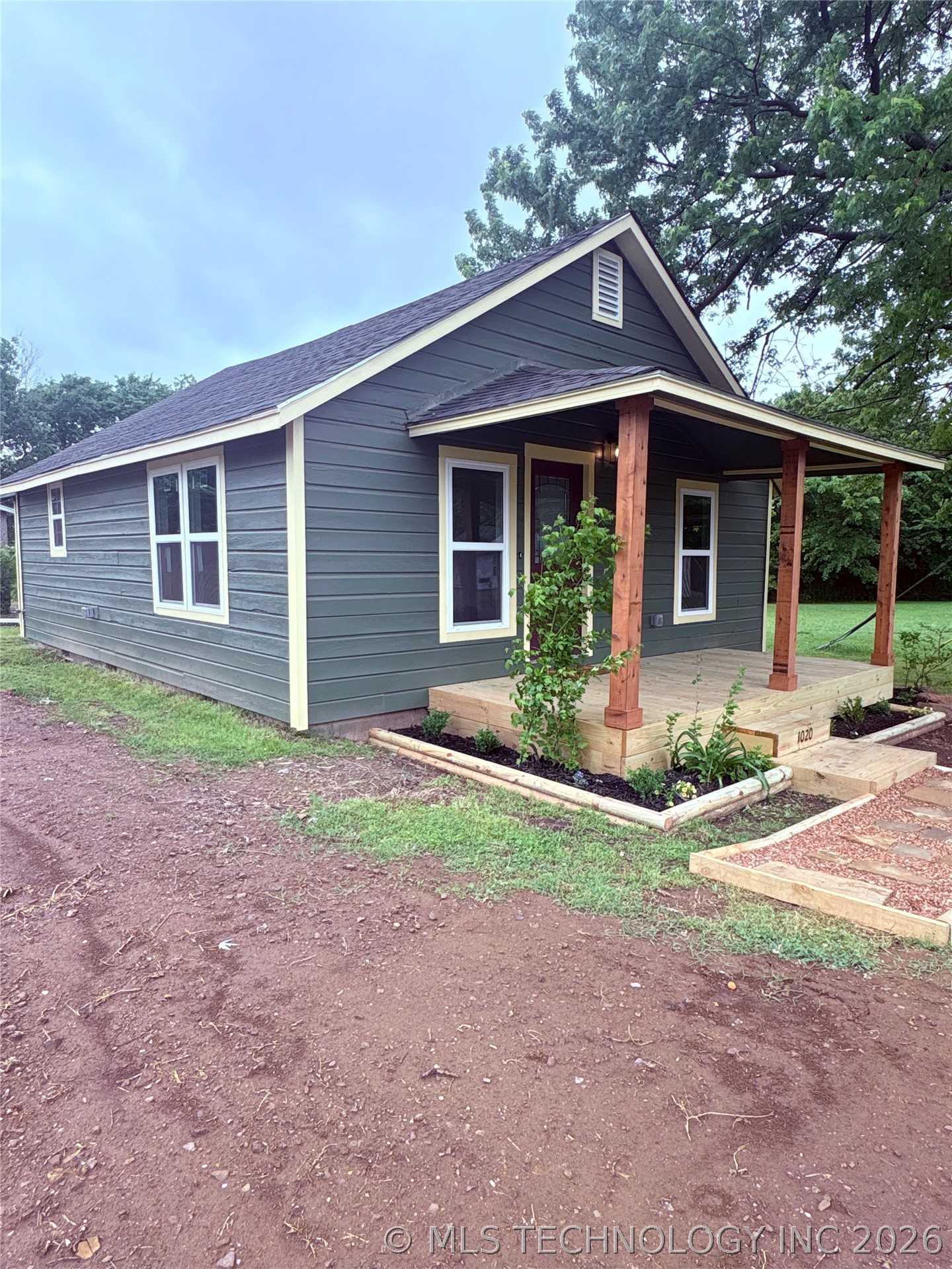 1020 W Creek Avenue Checotah OK 74426