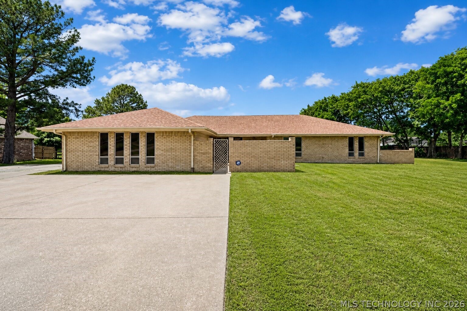 19266 S Old Highway 88 Highway Claremore OK 74017
