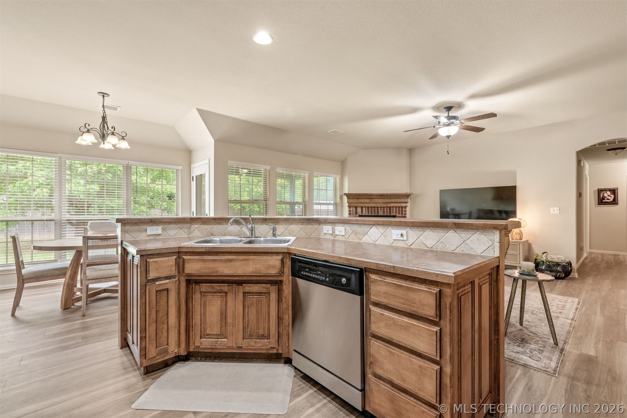 3220 W Mobile Street Broken Arrow OK 74011