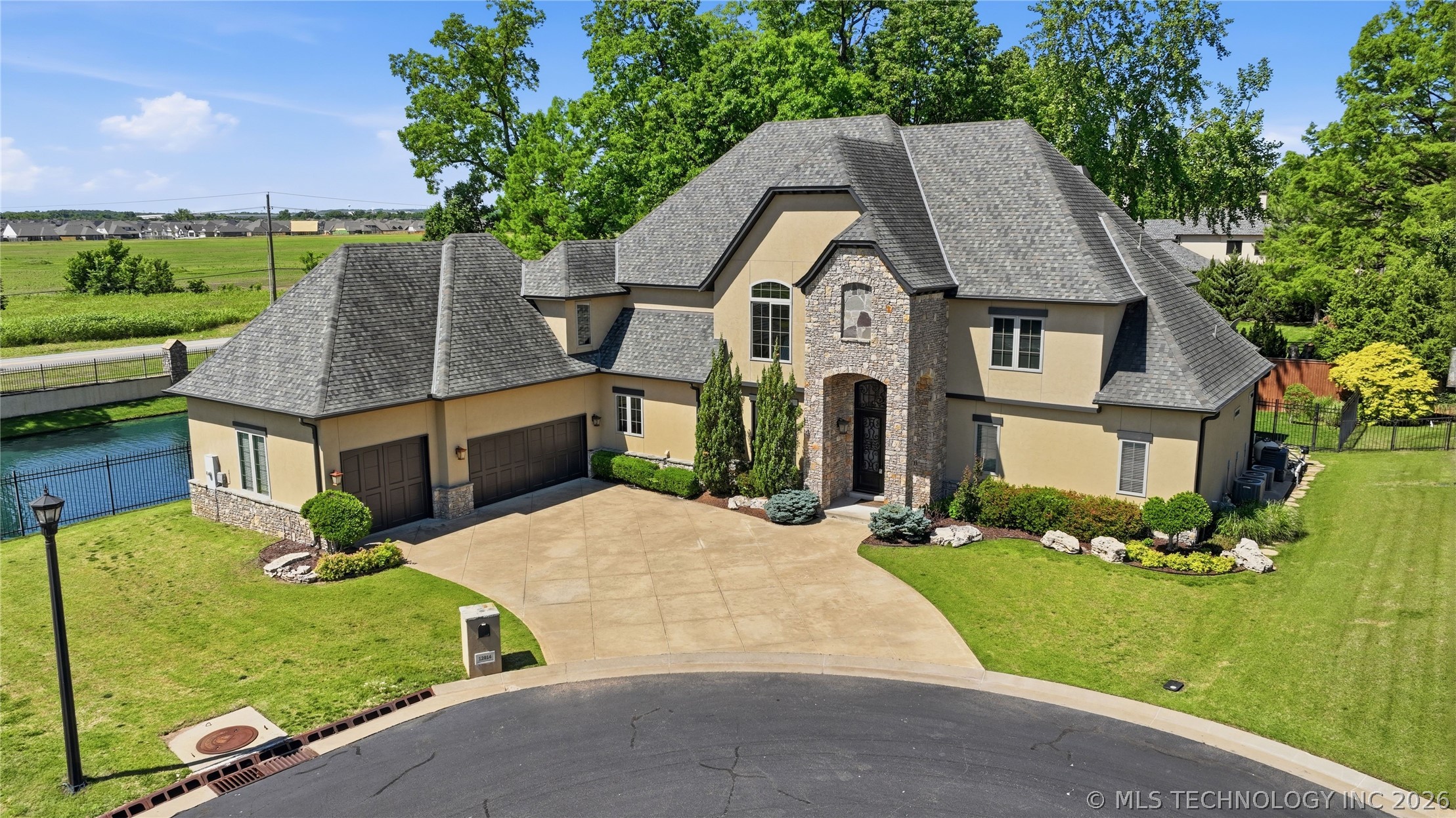 12014 S Kingston Place Tulsa OK 74137