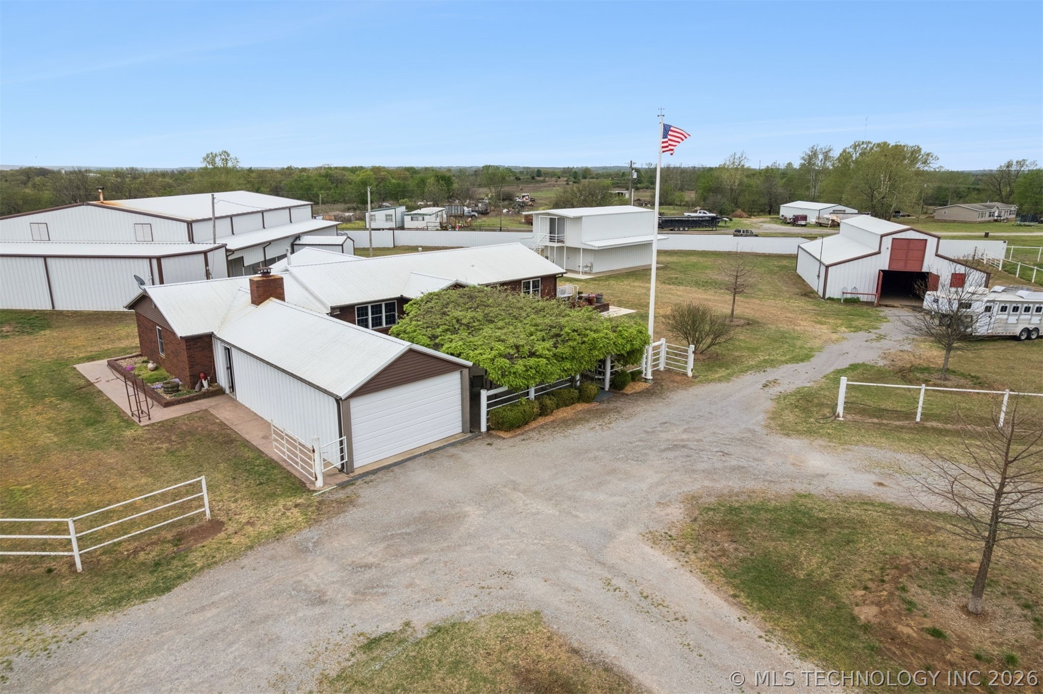 734 E Harrison Road Bristow OK 74010