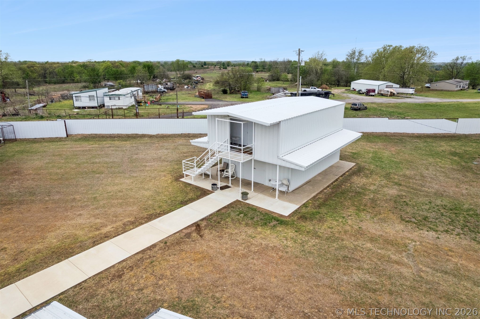 734 E Harrison Road Bristow OK 74010