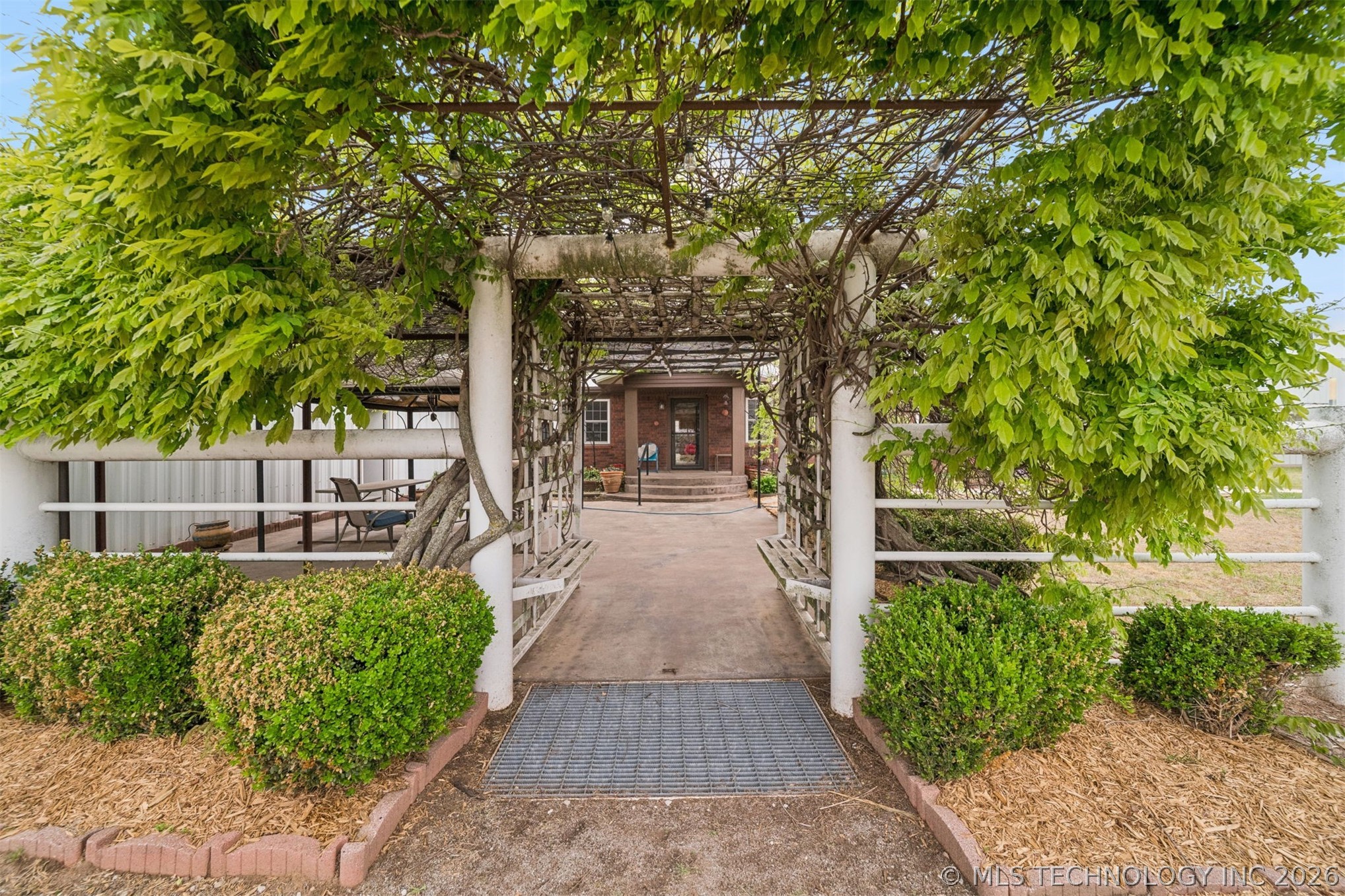734 E Harrison Road Bristow OK 74010