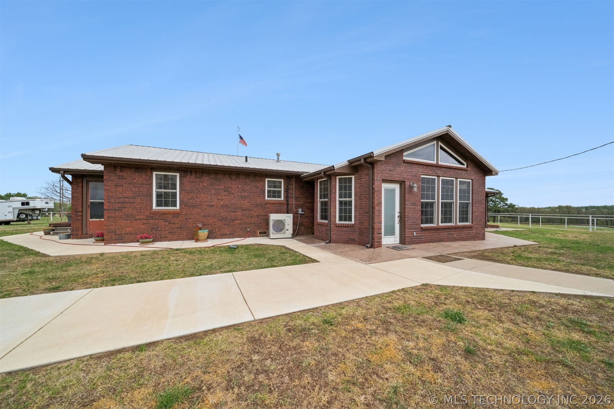 734 E Harrison Road Bristow OK 74010