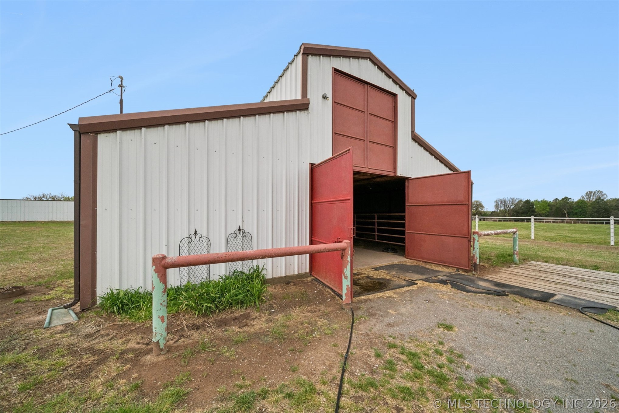 734 E Harrison Road Bristow OK 74010