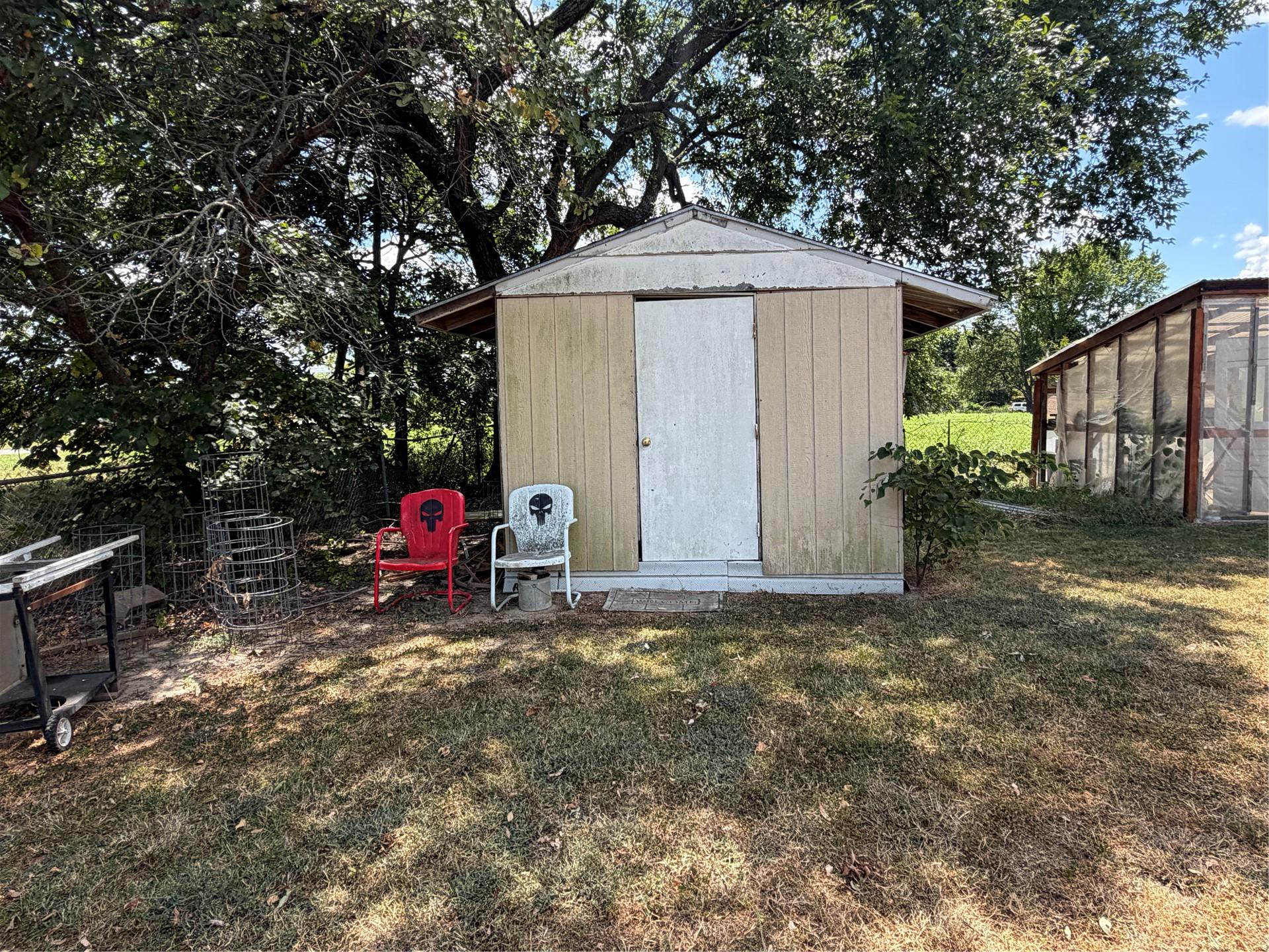 617 W 7th Street Kiowa OK 74553