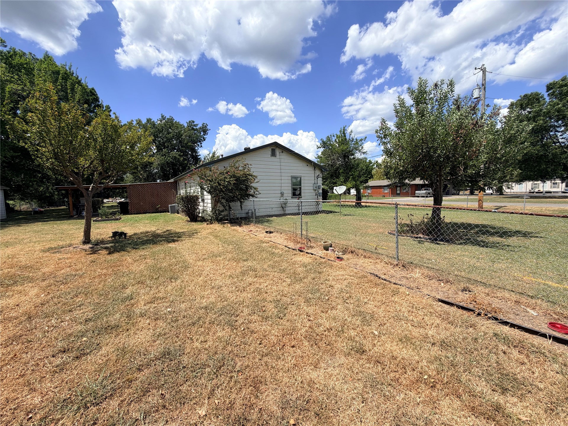 617 W 7th Street Kiowa OK 74553