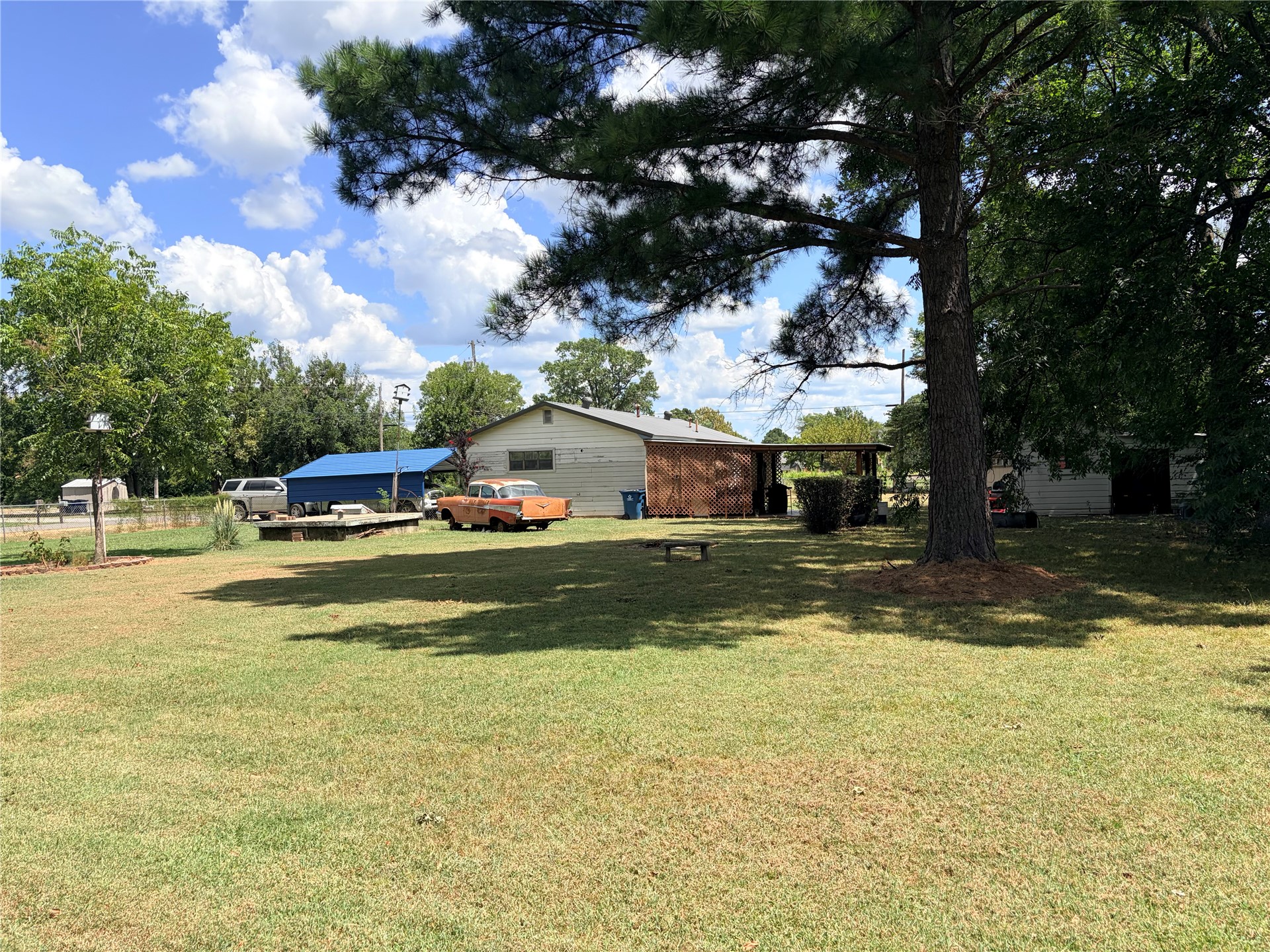617 W 7th Street Kiowa OK 74553