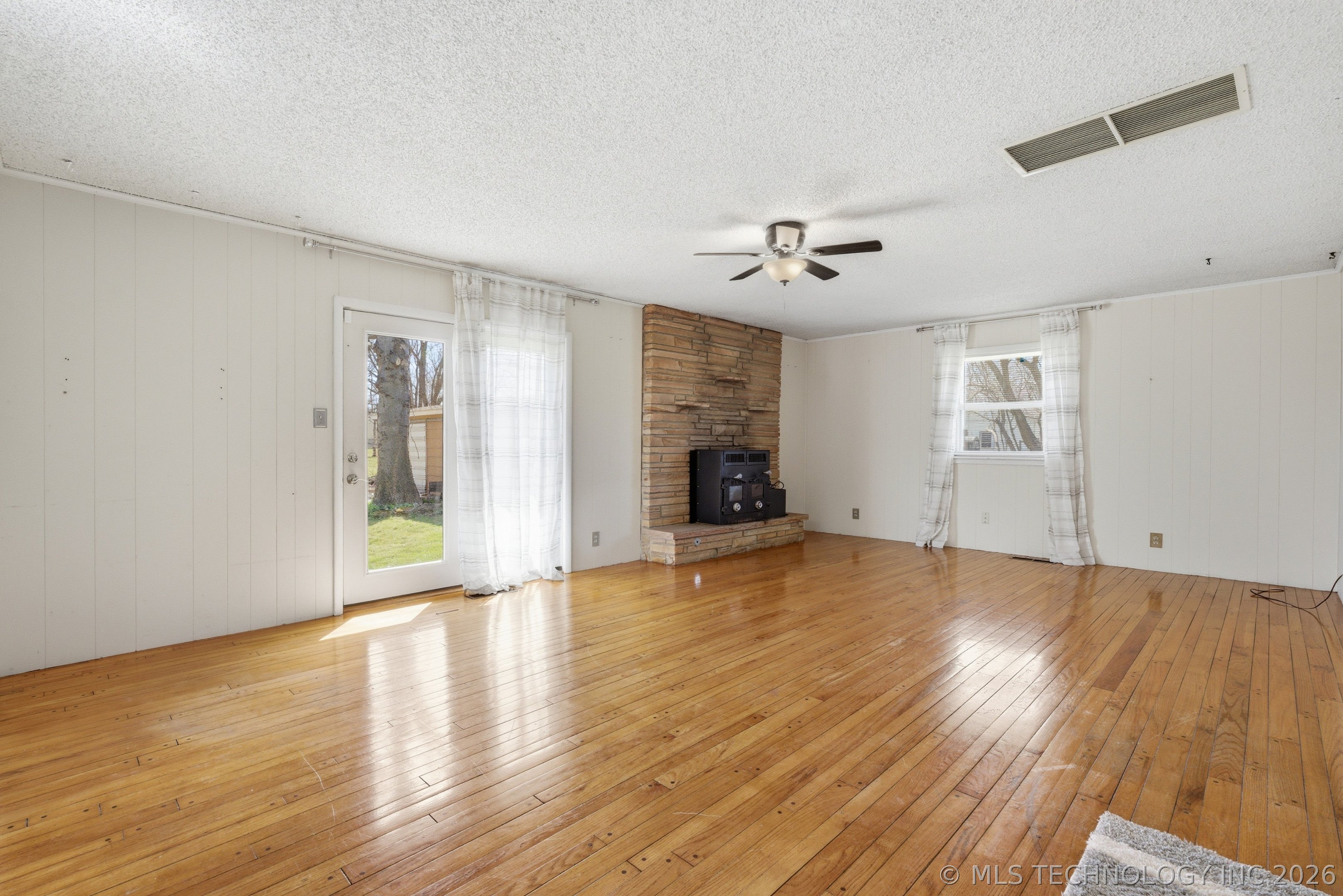 8726 E 14th Street Tulsa OK 74112