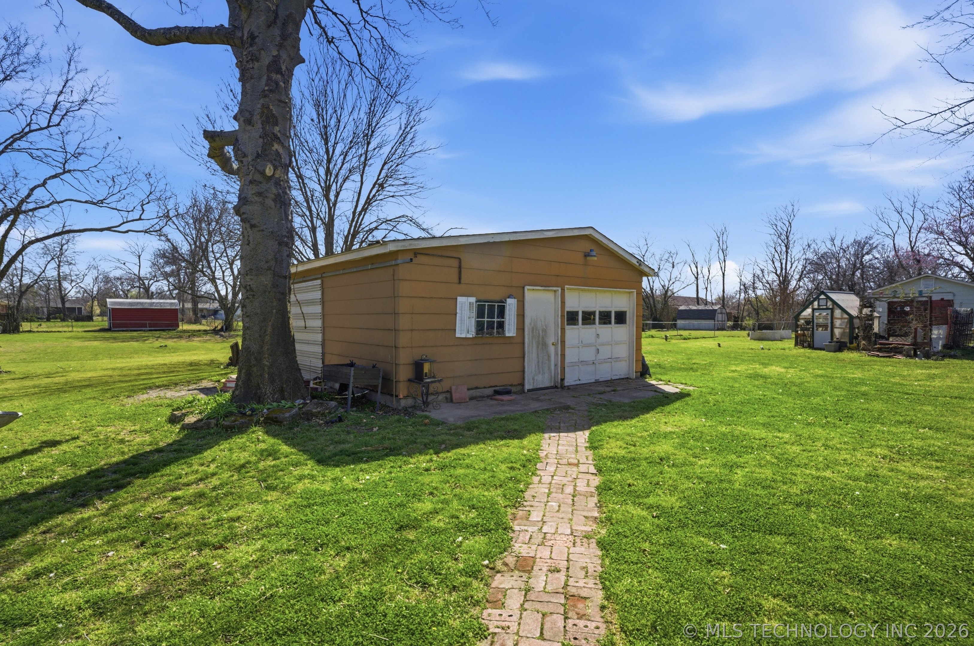 8726 E 14th Street Tulsa OK 74112