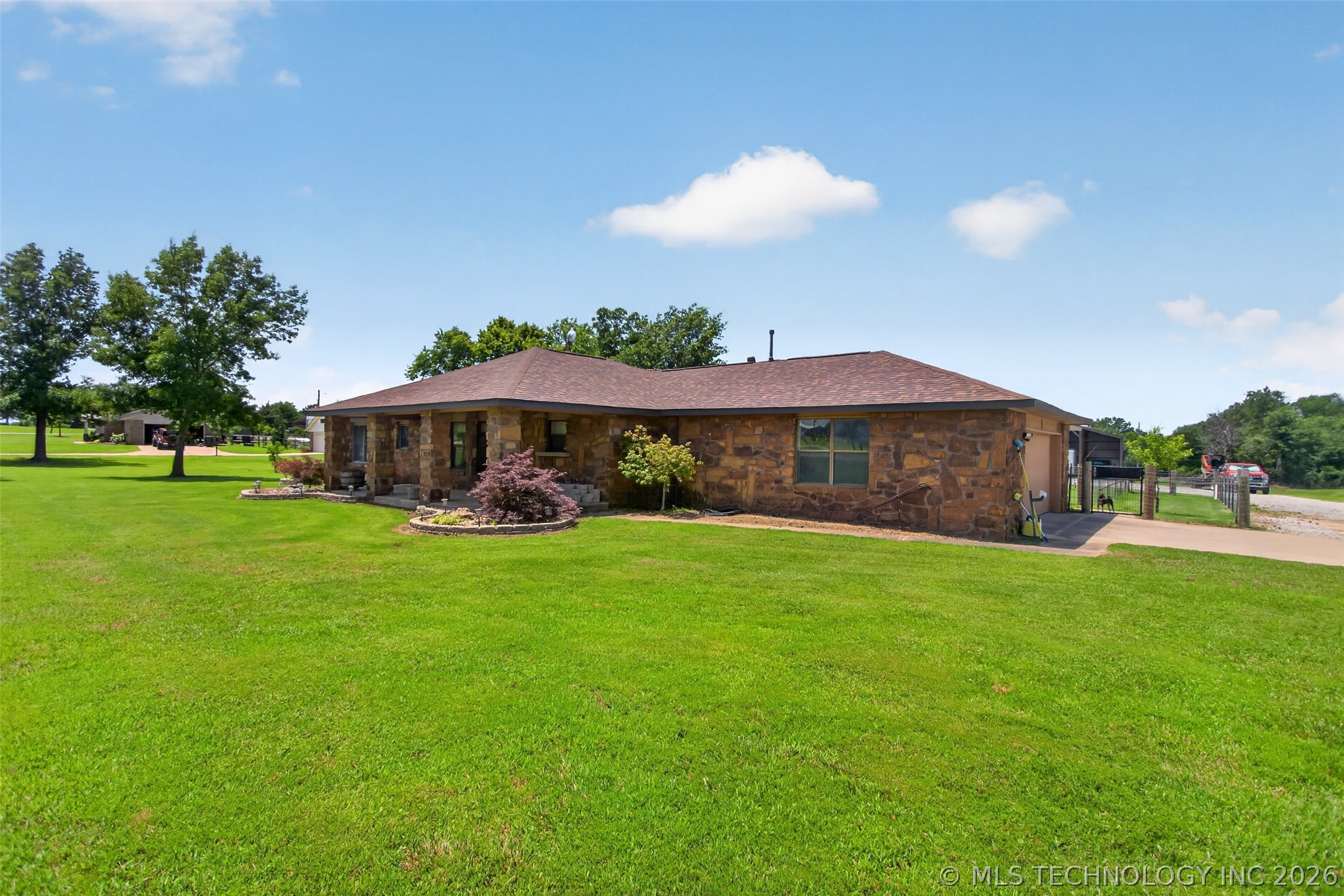 20662 S Carefree Drive Claremore OK 74019
