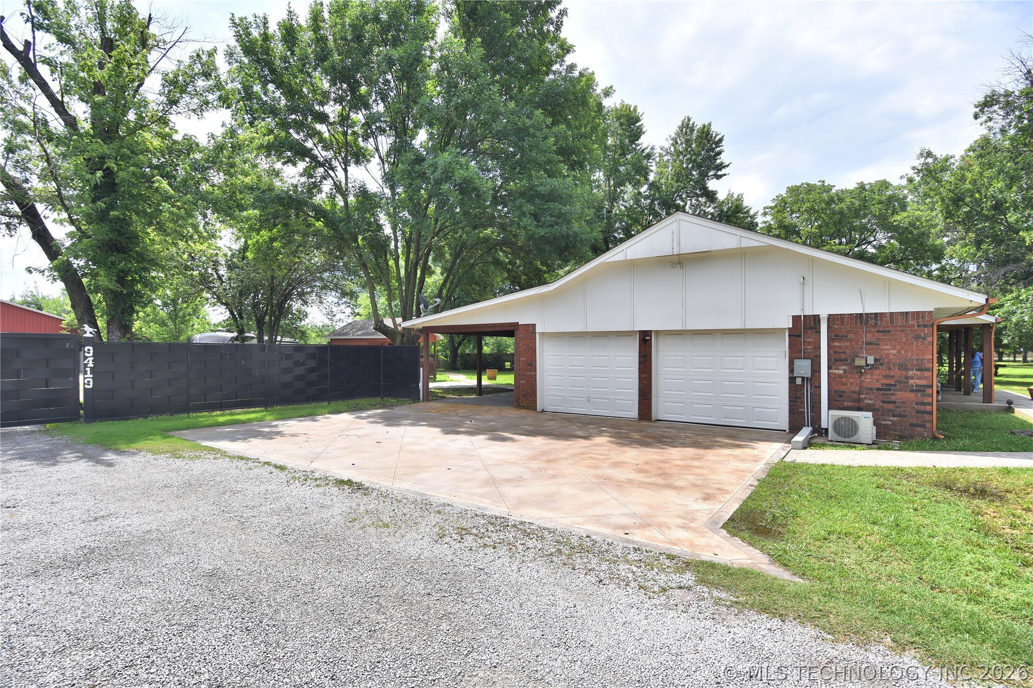 9419 Haskell Drive NW Broken Arrow OK 74014