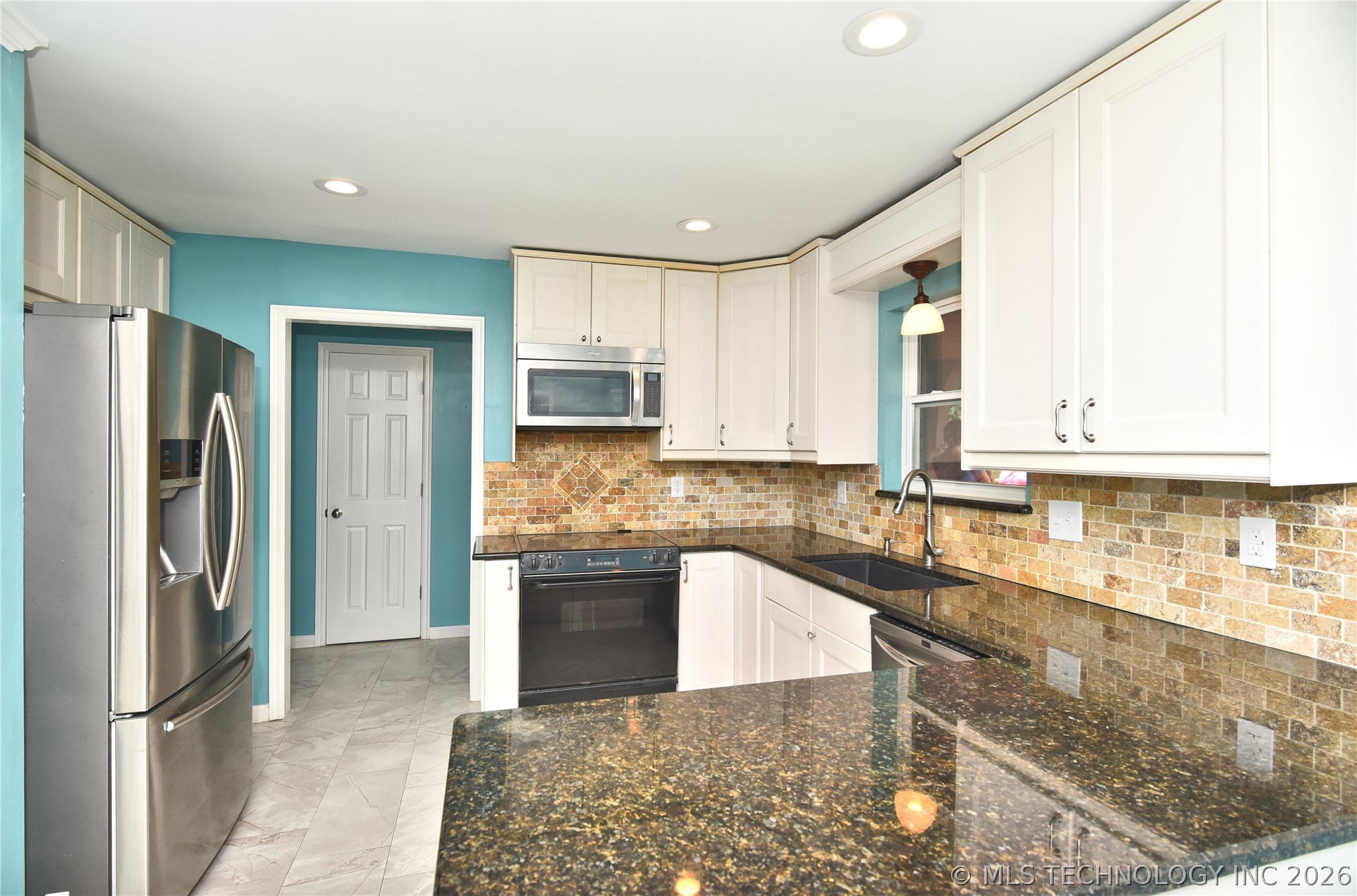 9419 Haskell Drive NW Broken Arrow OK 74014