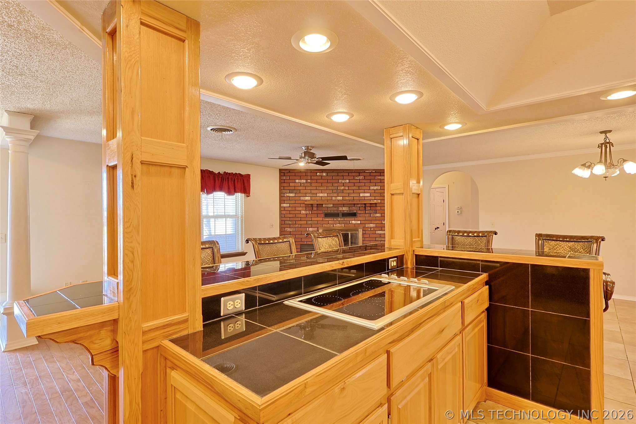 1002 W Knisley Avenue Checotah OK 74426