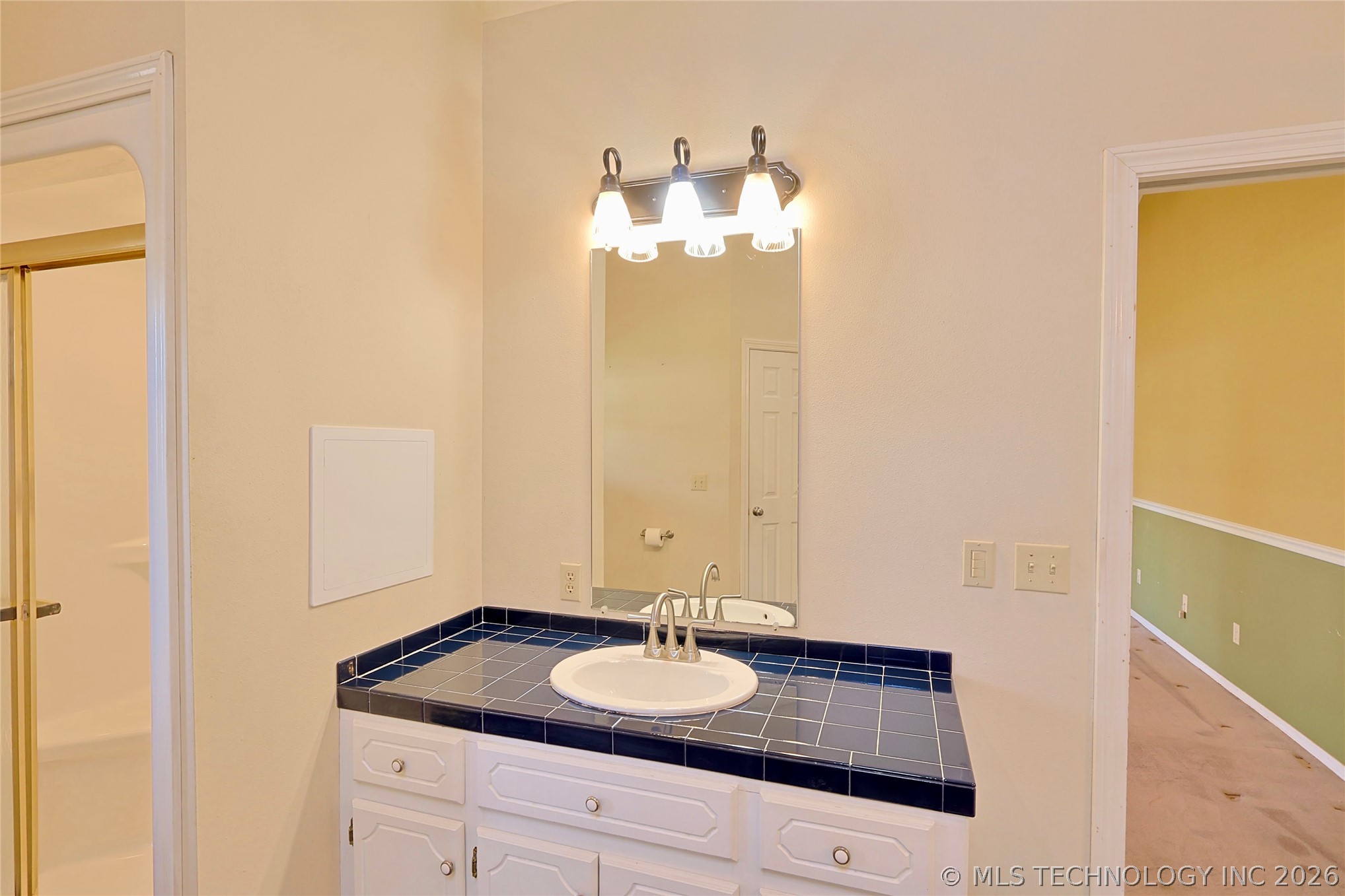 1002 W Knisley Avenue Checotah OK 74426