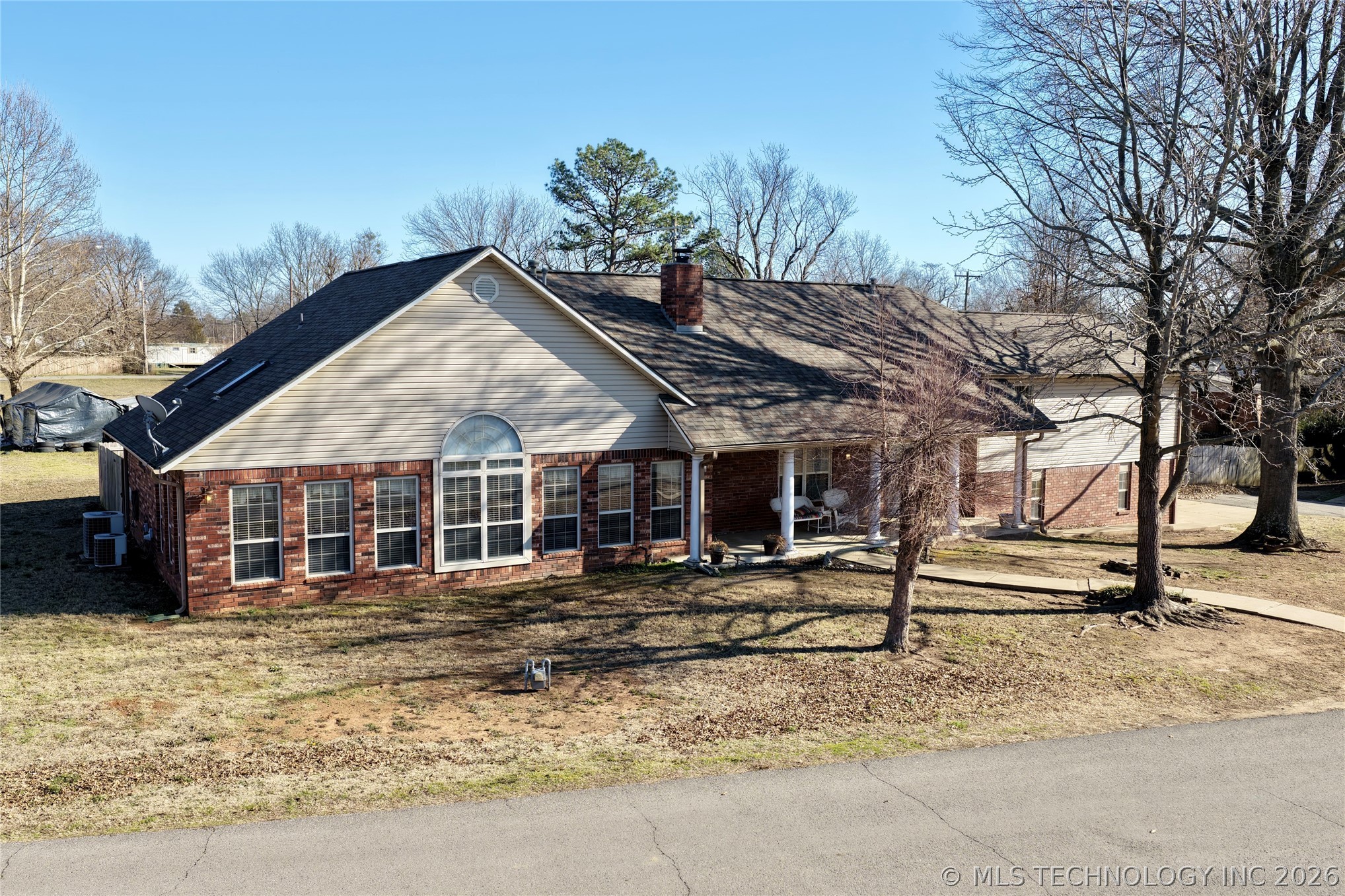 1002 W Knisley Avenue Checotah OK 74426