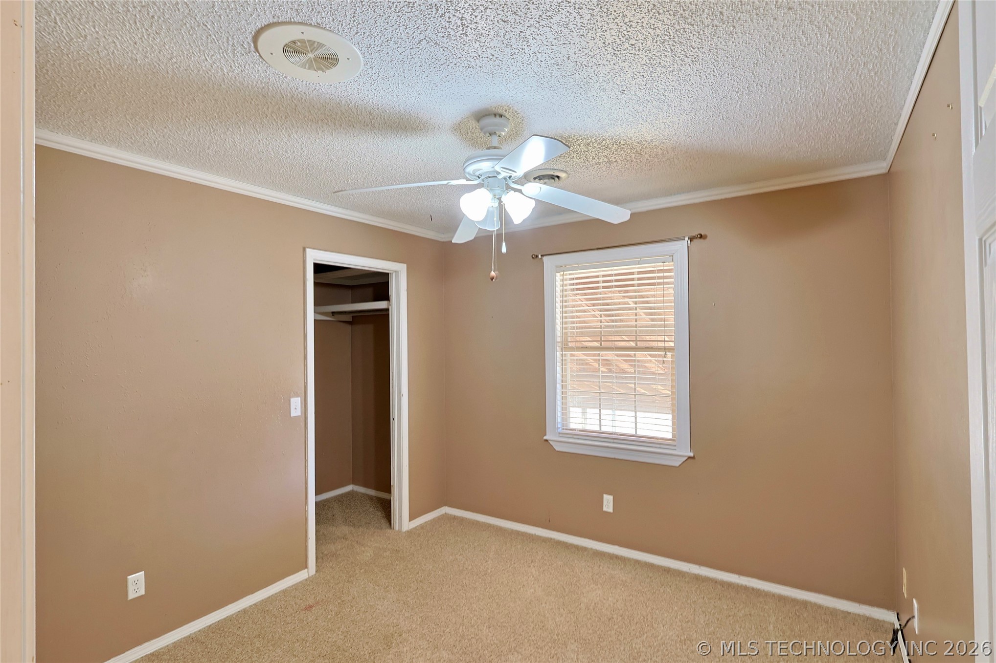 1002 W Knisley Avenue Checotah OK 74426
