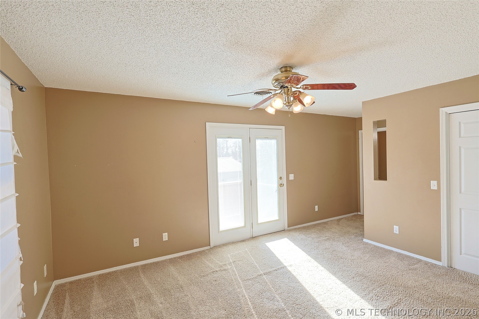 1002 W Knisley Avenue Checotah OK 74426