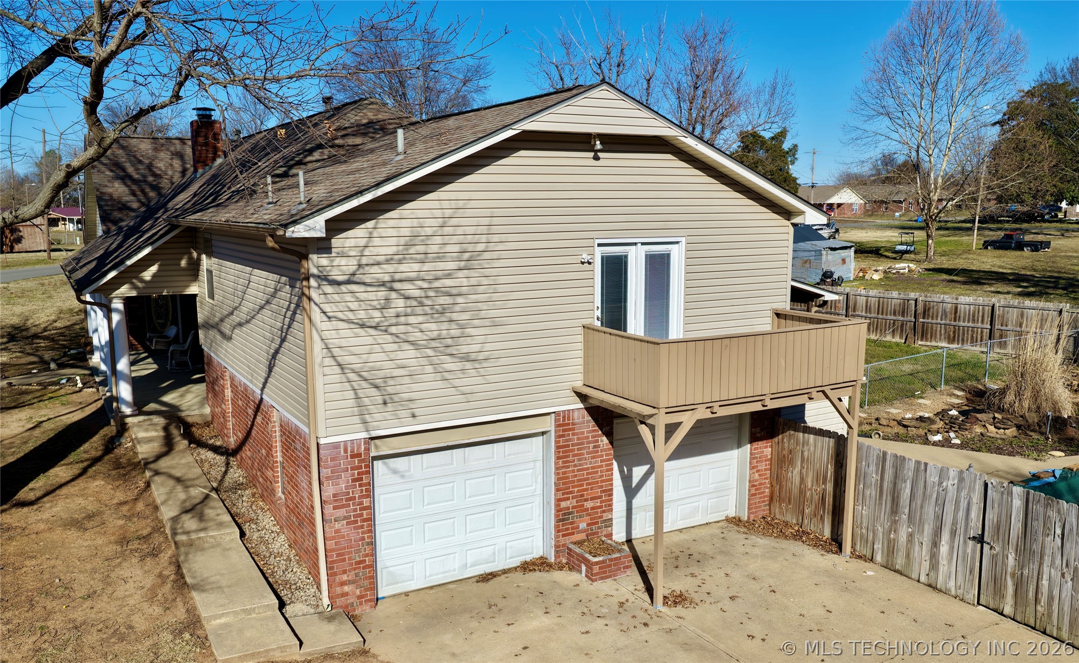 1002 W Knisley Avenue Checotah OK 74426
