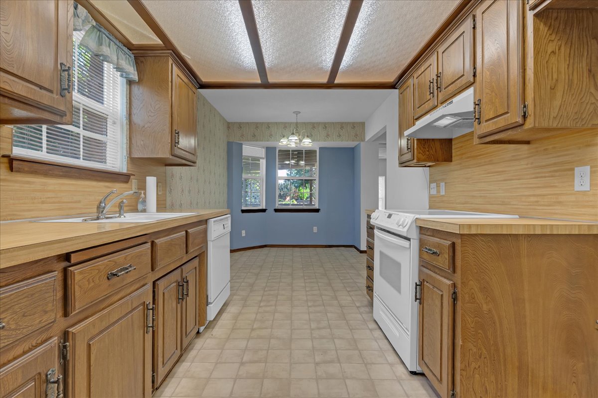 12101 E 76th Place N Owasso OK 74055