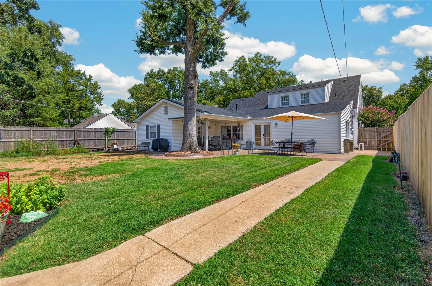 1727 S Johnstone Avenue Bartlesville OK 74003