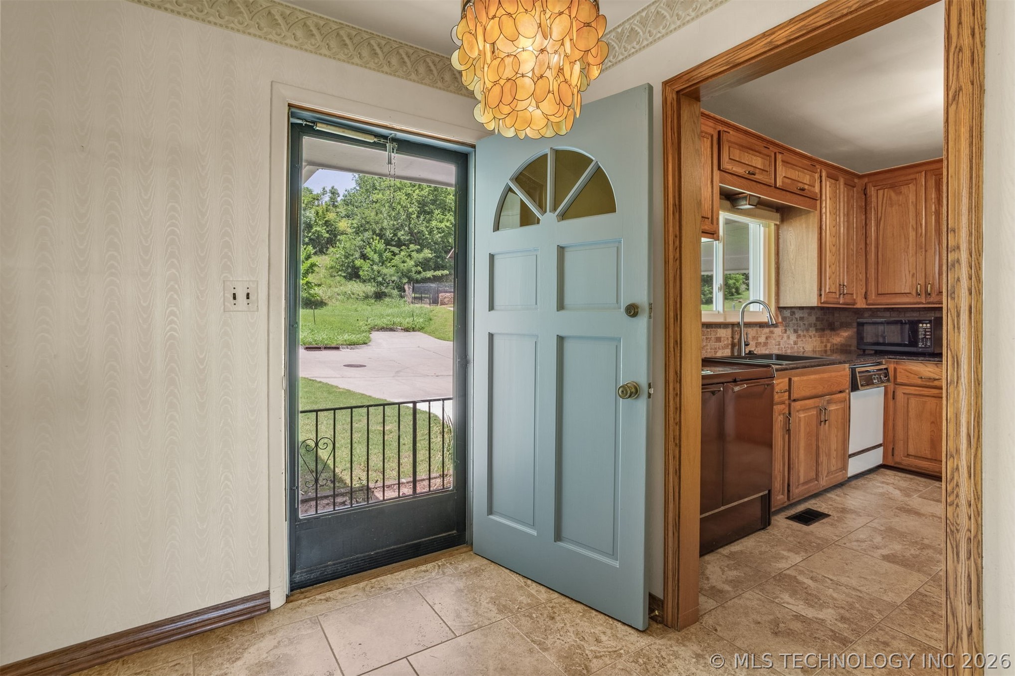 2219 N Main Street Tulsa OK 74106