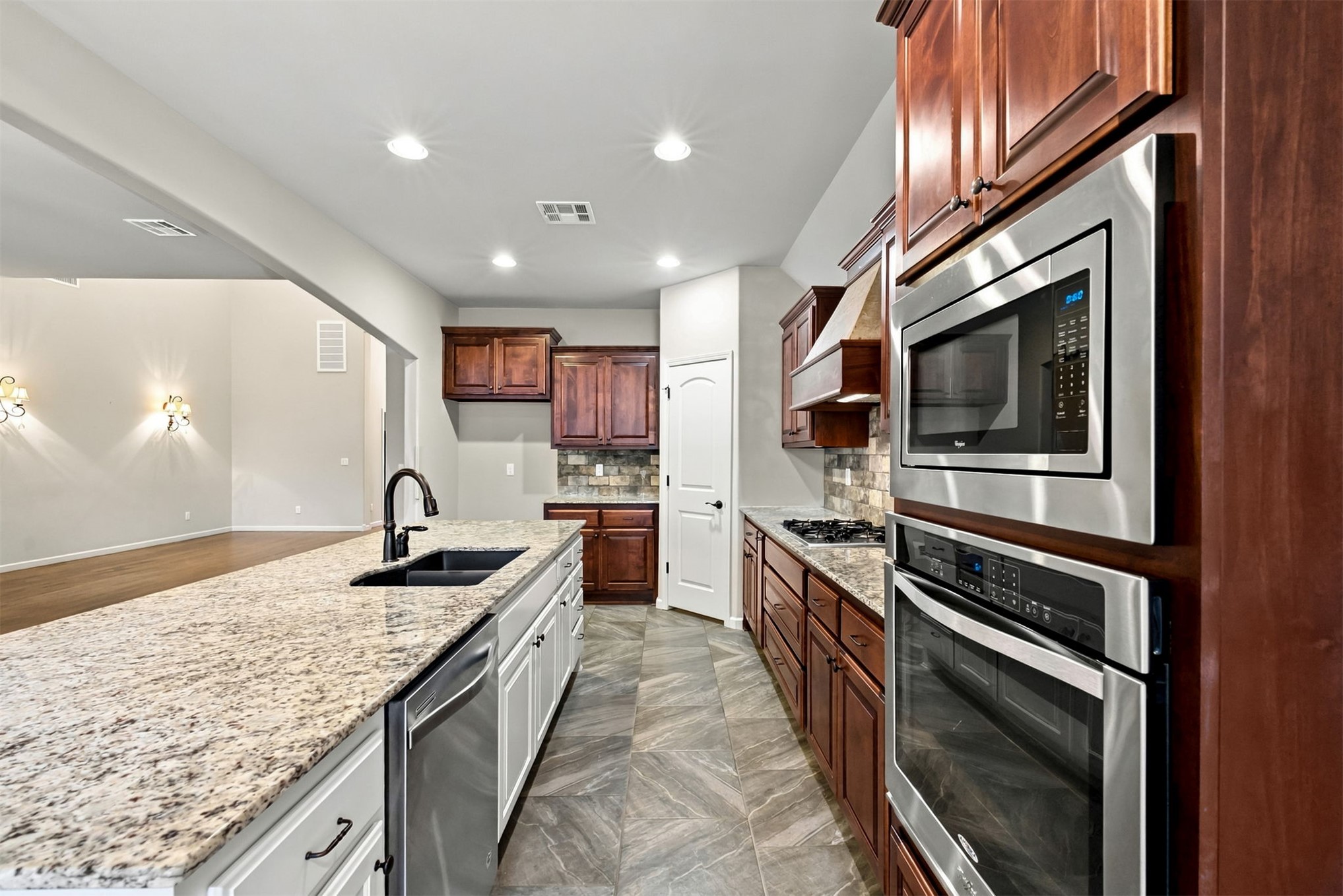 14157 E 580 Road Inola OK 74036