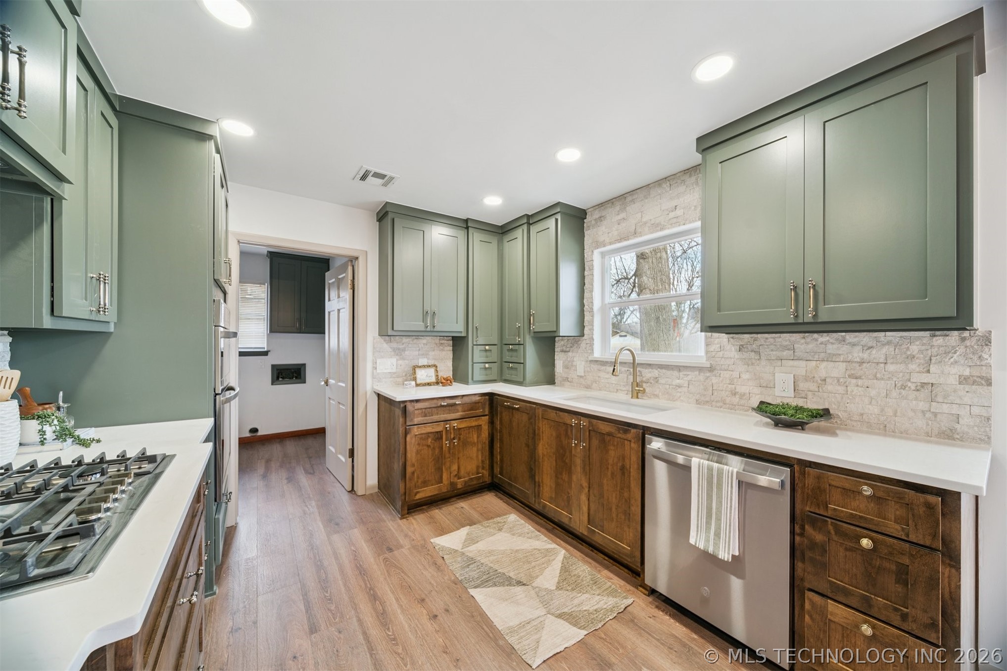 5855 E 46th Place Tulsa OK 74135