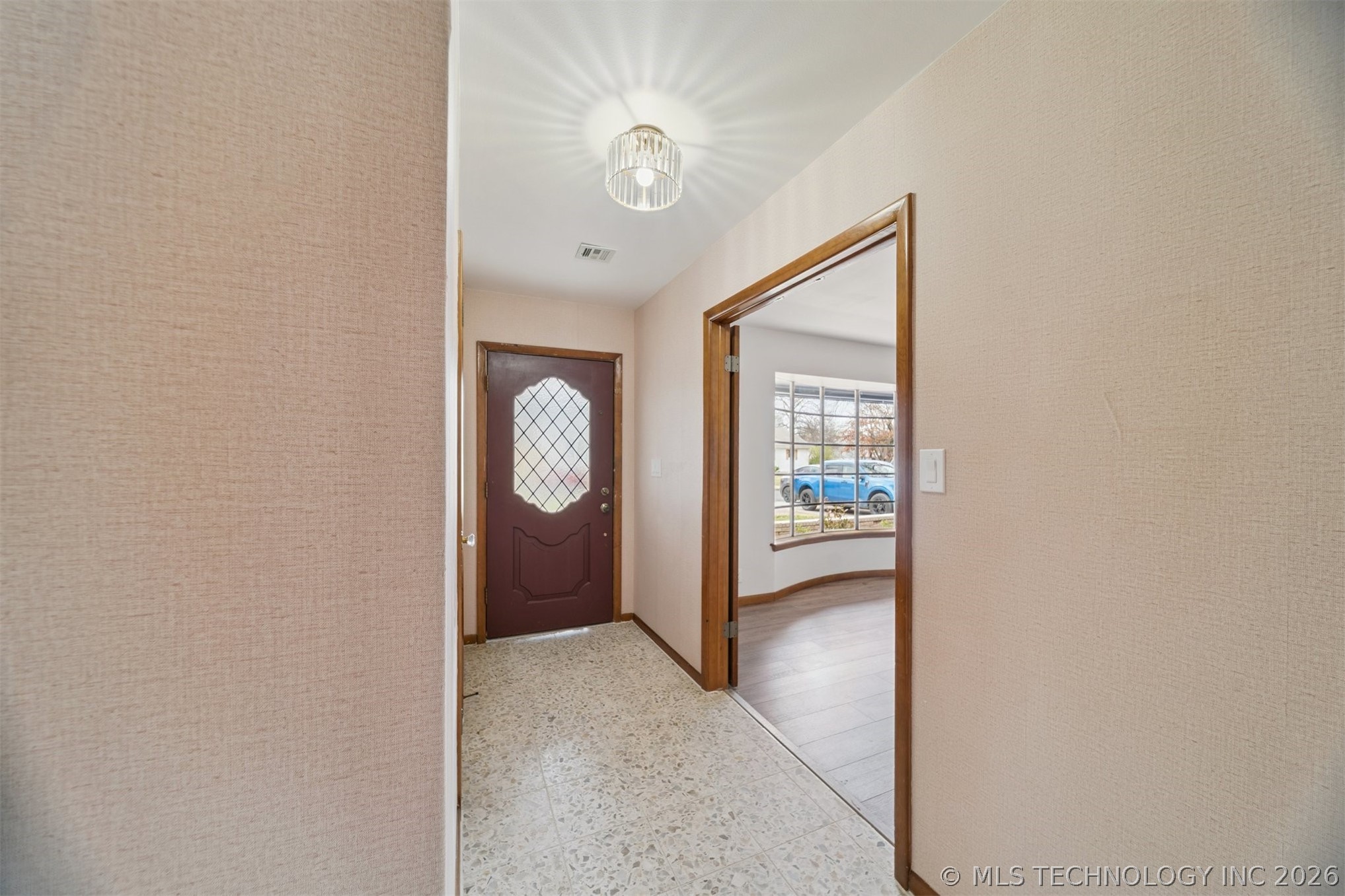 5855 E 46th Place Tulsa OK 74135